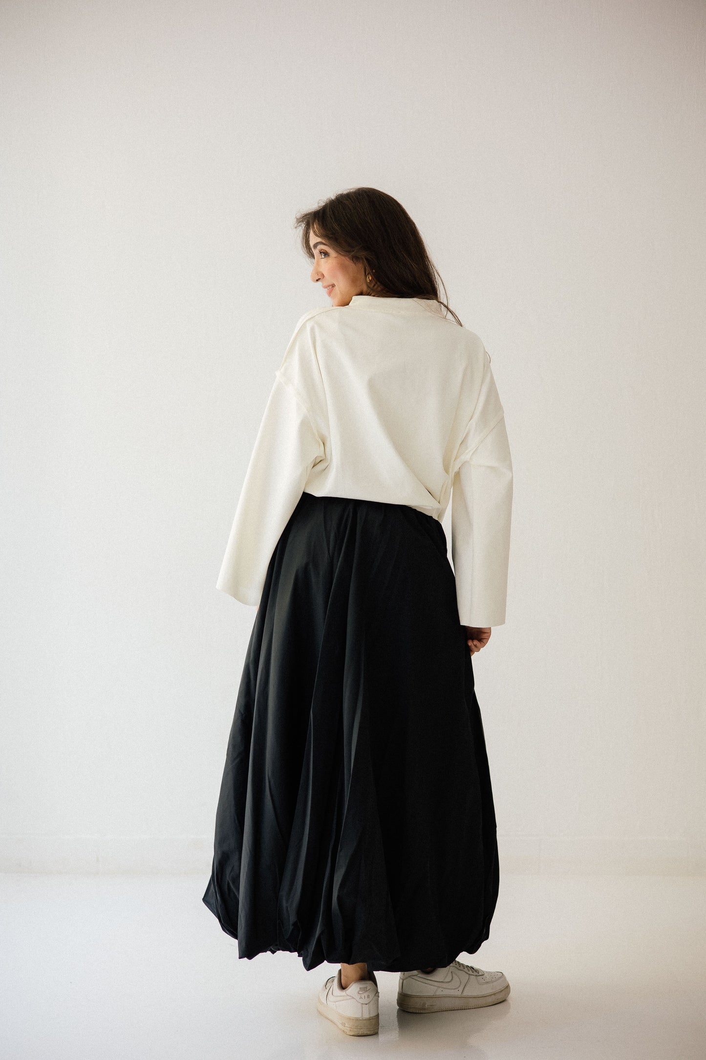 Balloon Skirt in Black