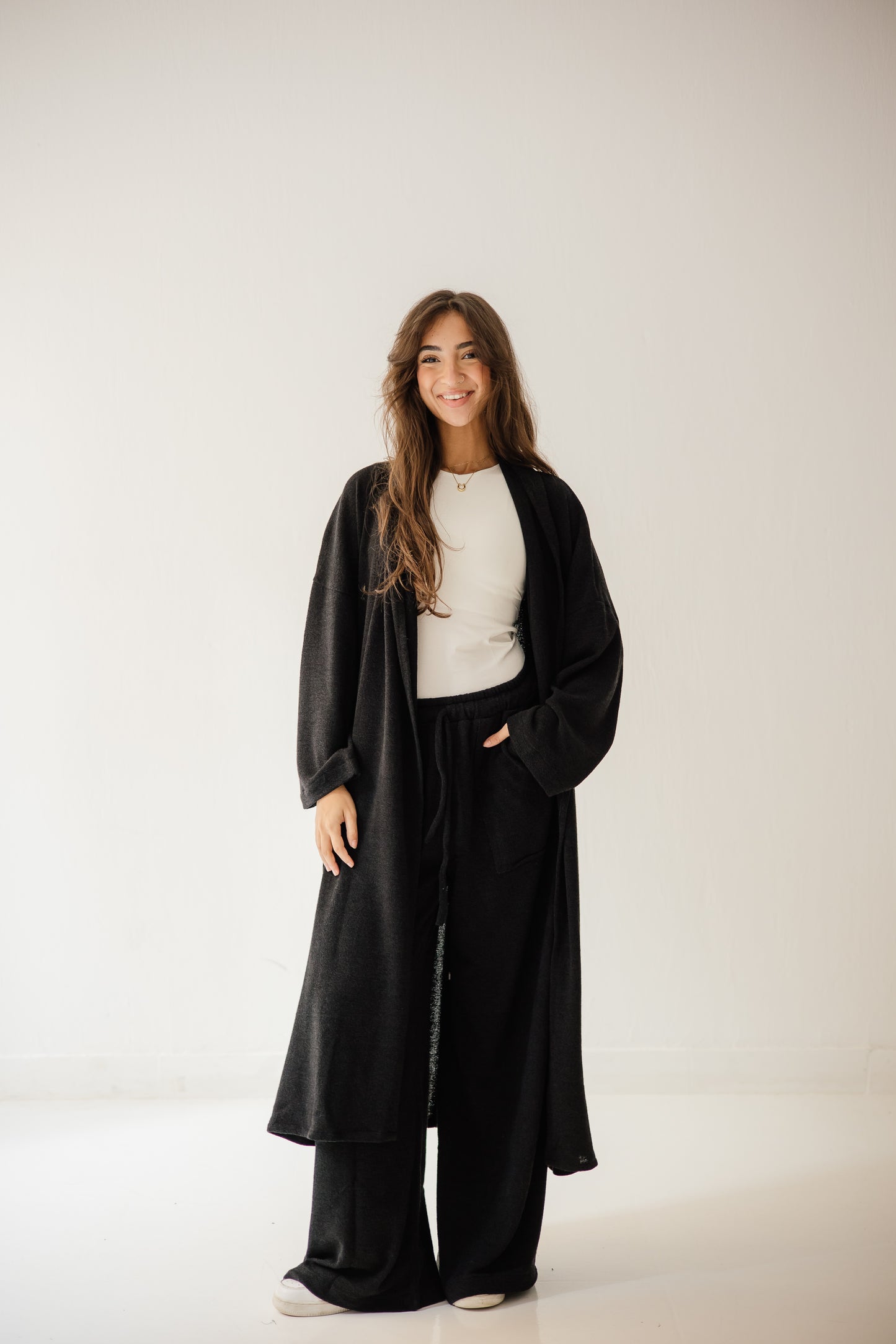Unfinished Wool Set In Black