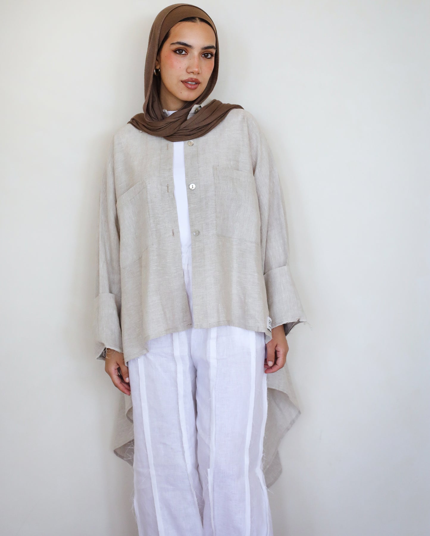High-low shirt in light cafe