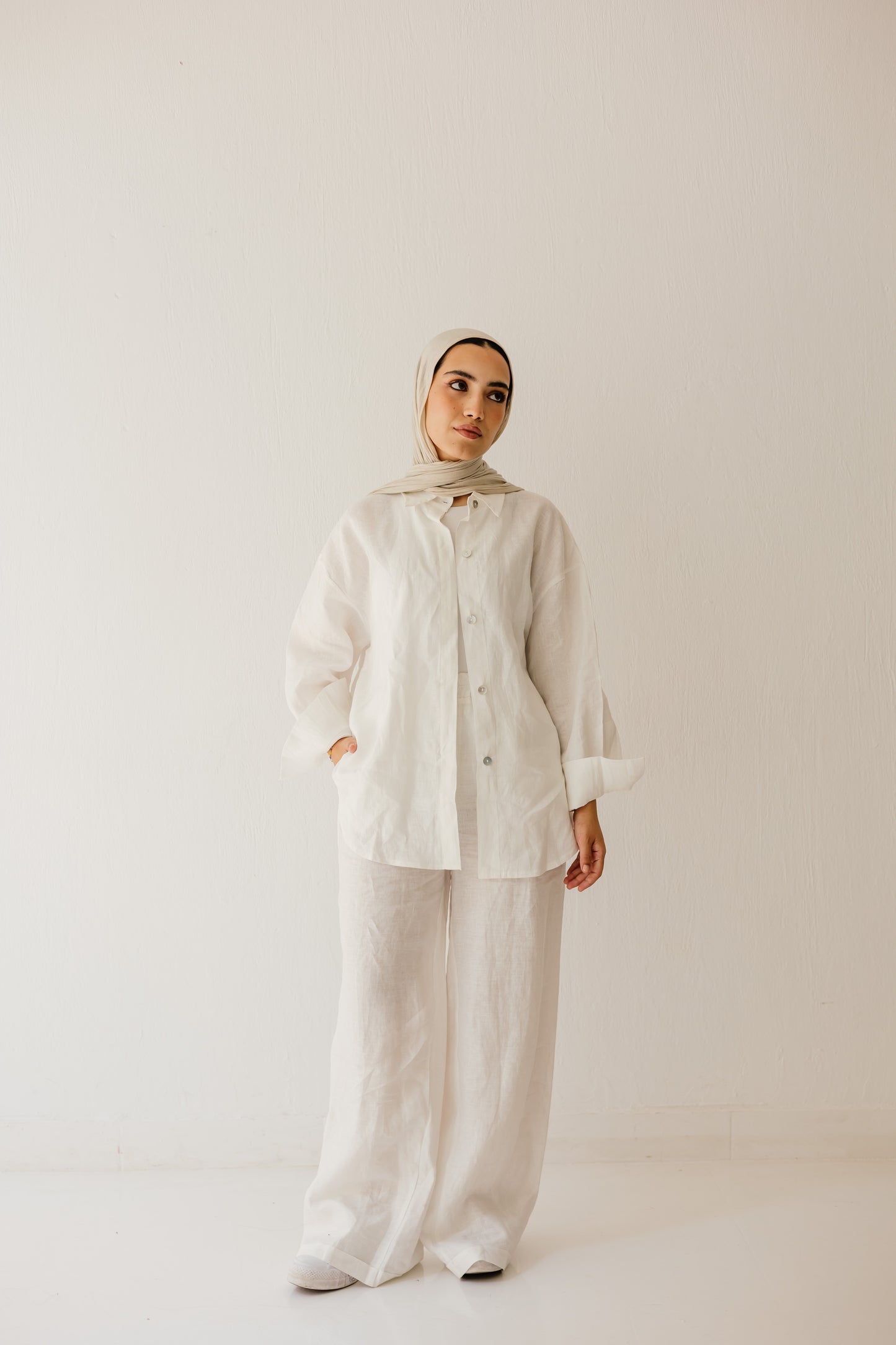 Basic pant in white