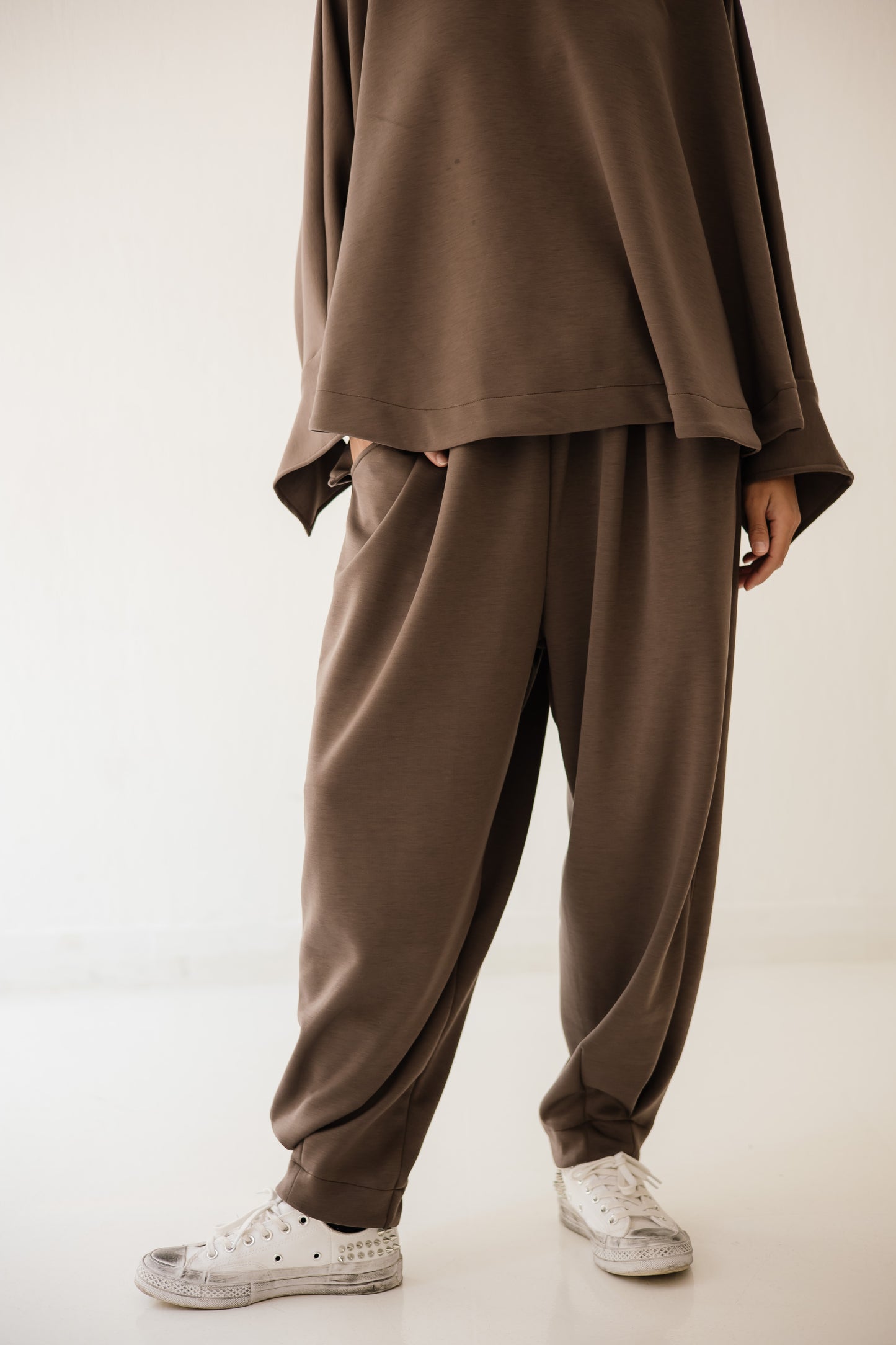 Butter-fly Set In Brown