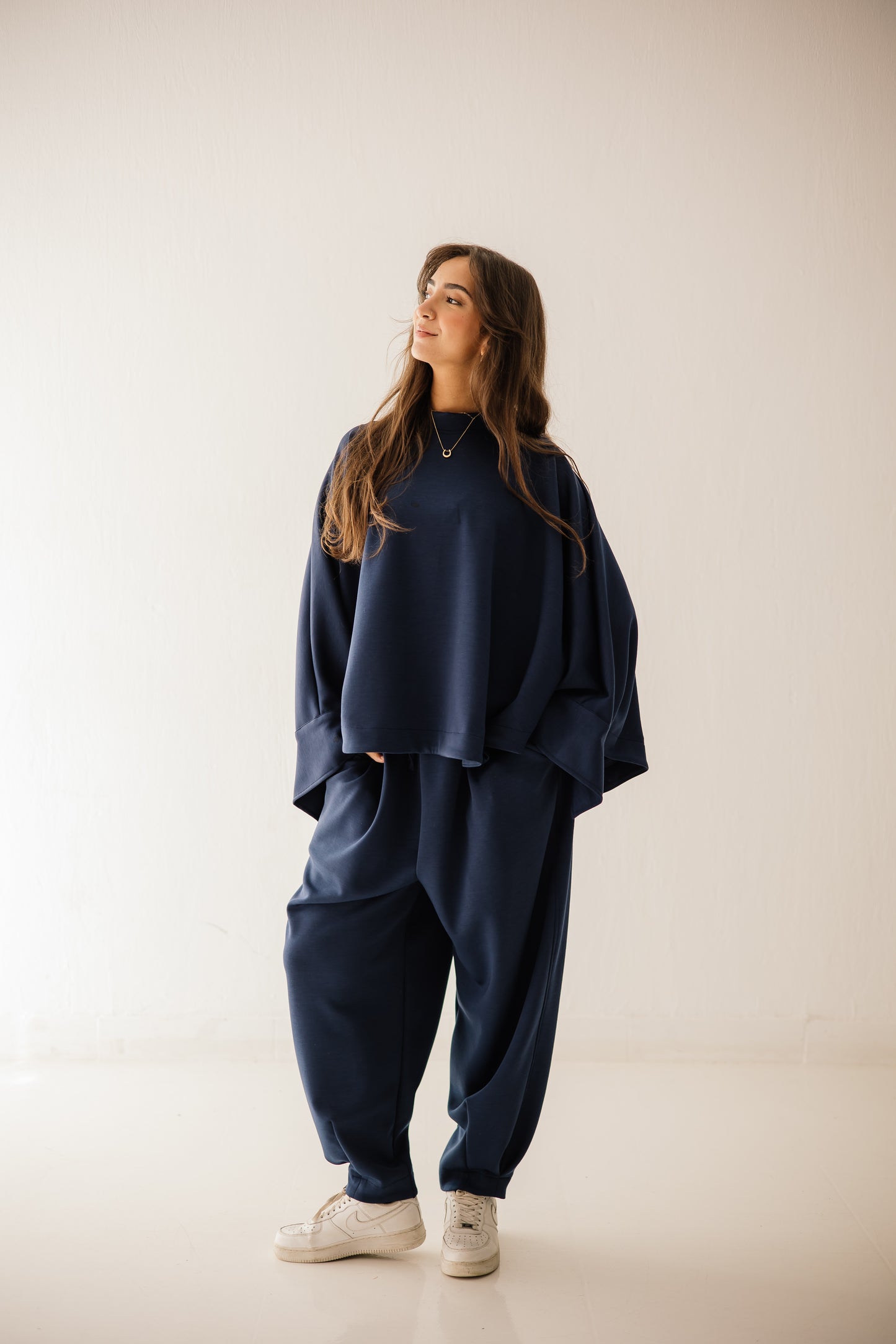 Butter-fly Set In Navy-blue