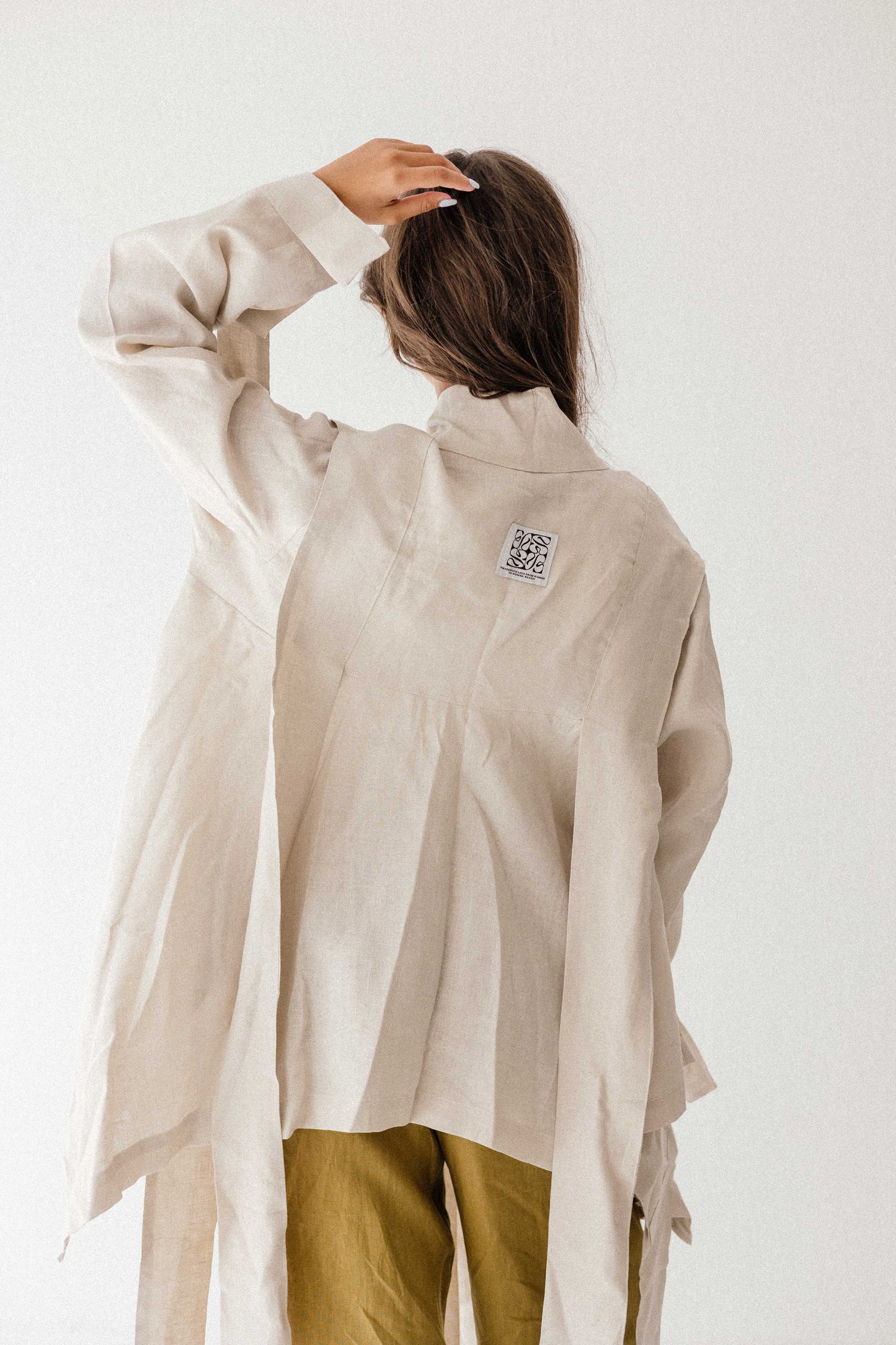 Short Double Collar Kimono In Creamy