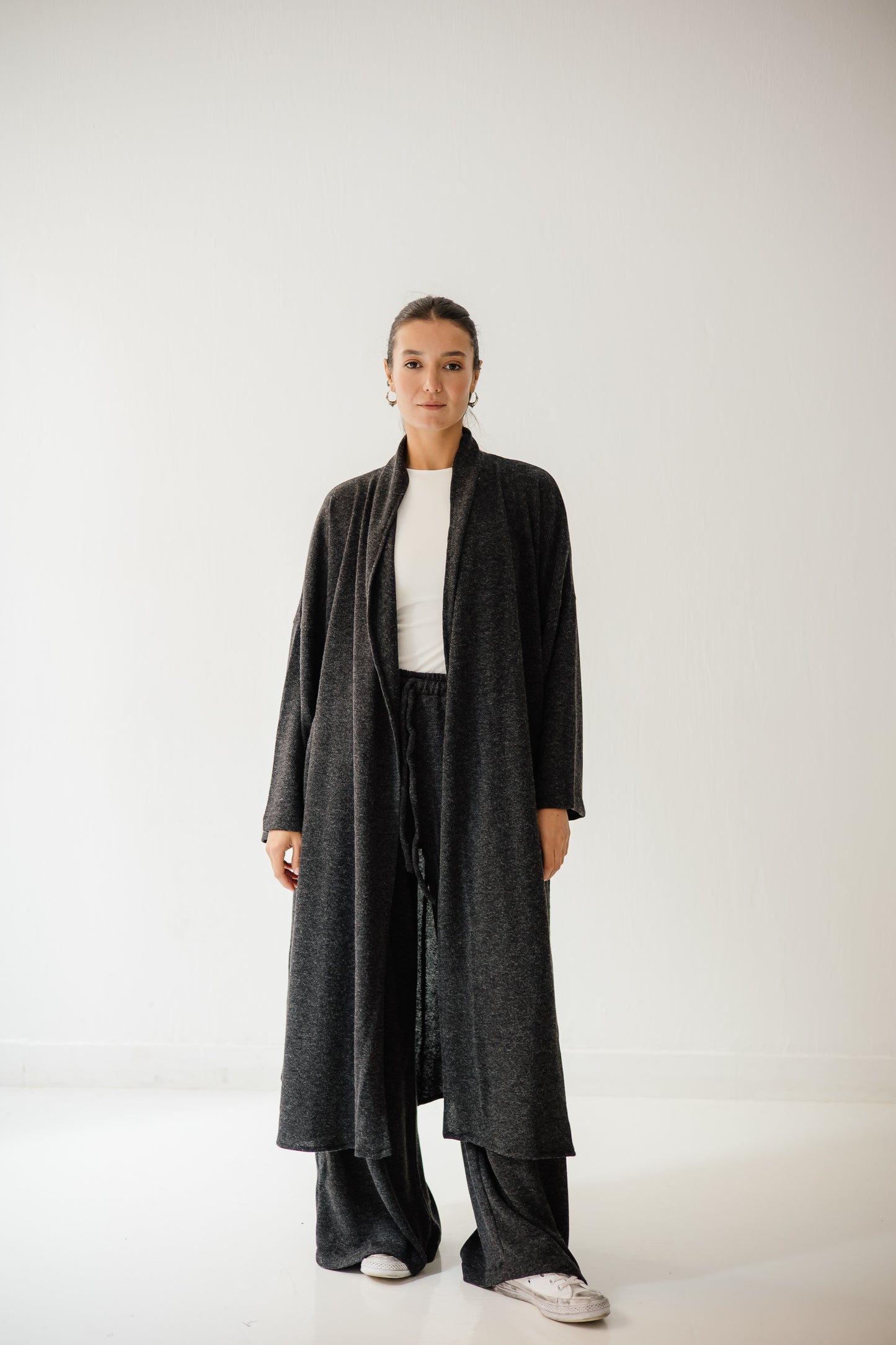 Unfinished Wool Set In Dark-grey