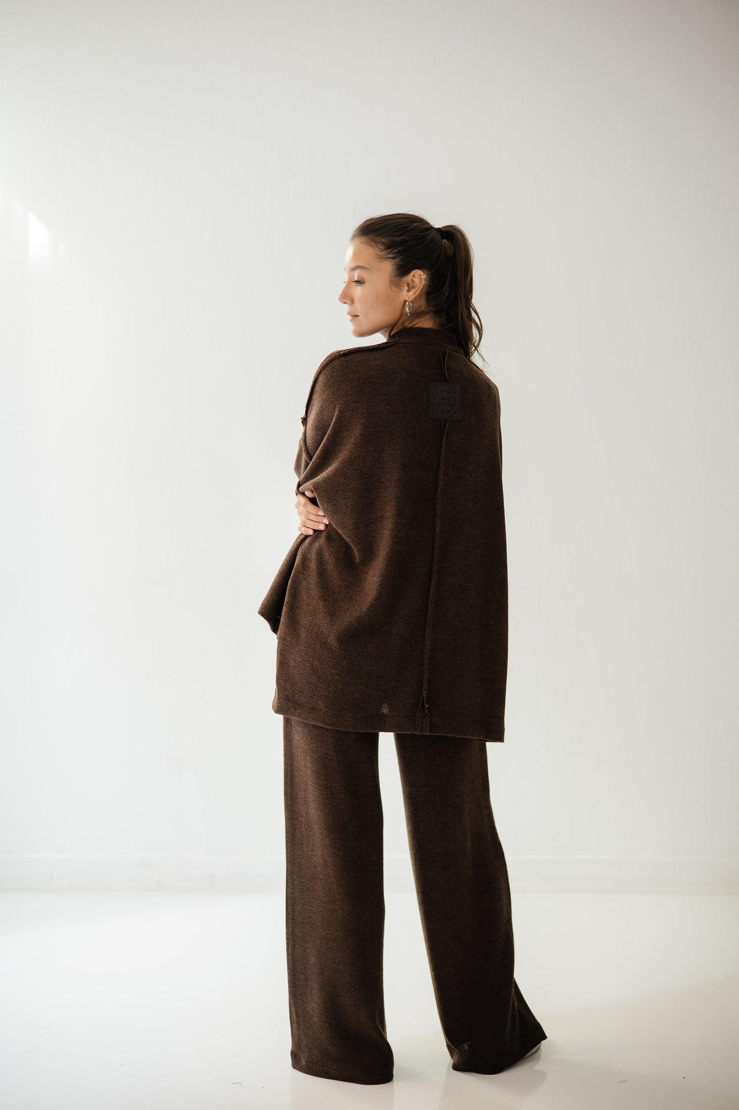 Unfinished Wool Set In Brown