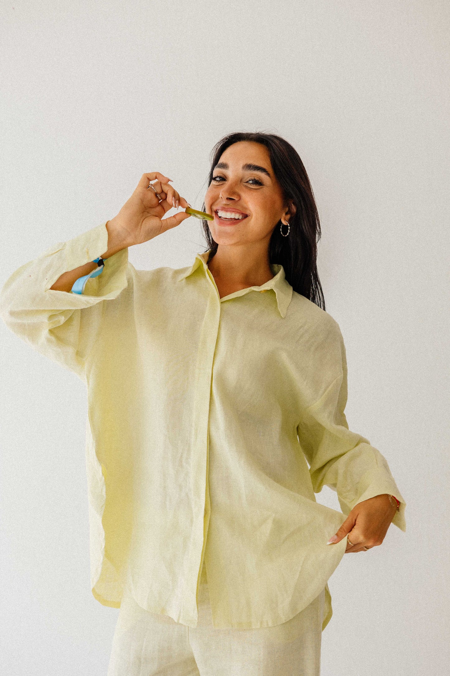 Daily Linen Shirt In Butter-lemon