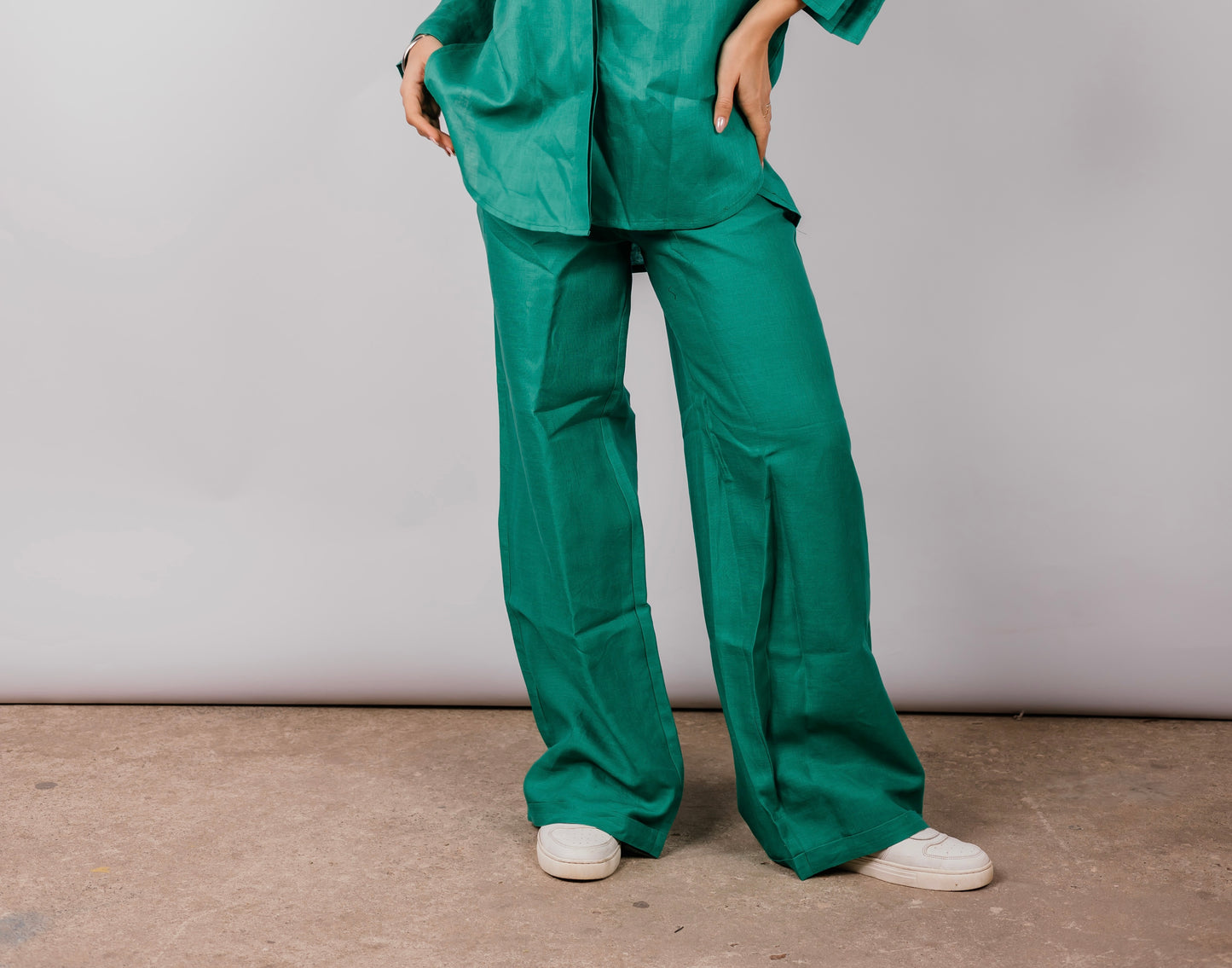 Basic Pant In Green
