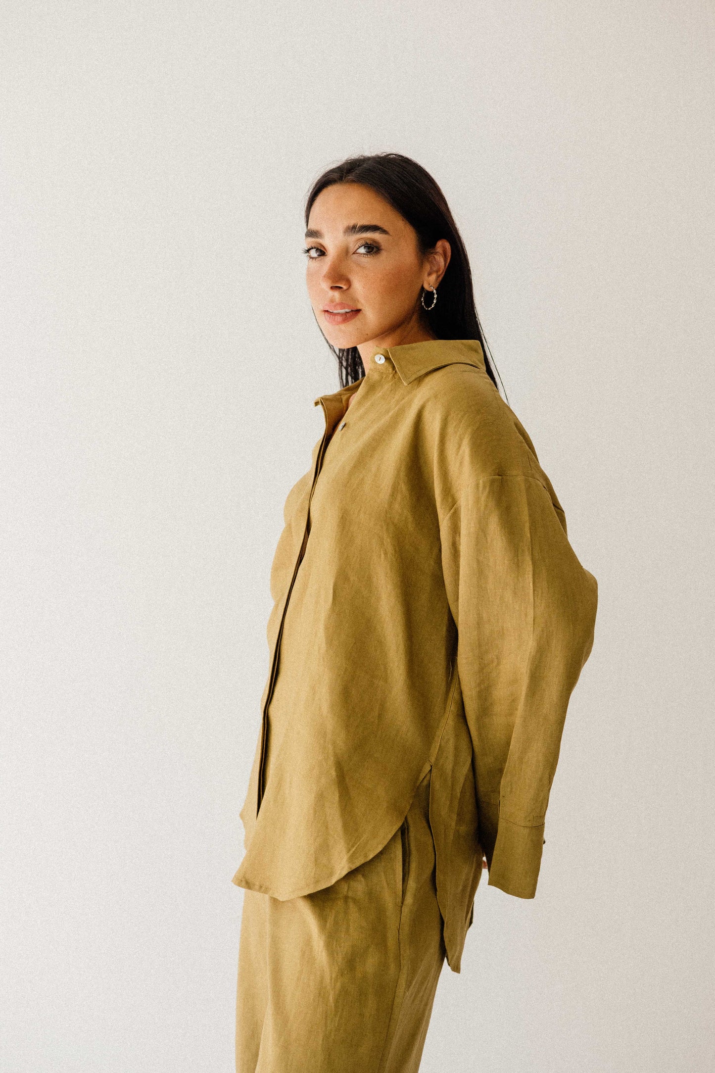 Daily Linen Shirt In Dark-limegreen