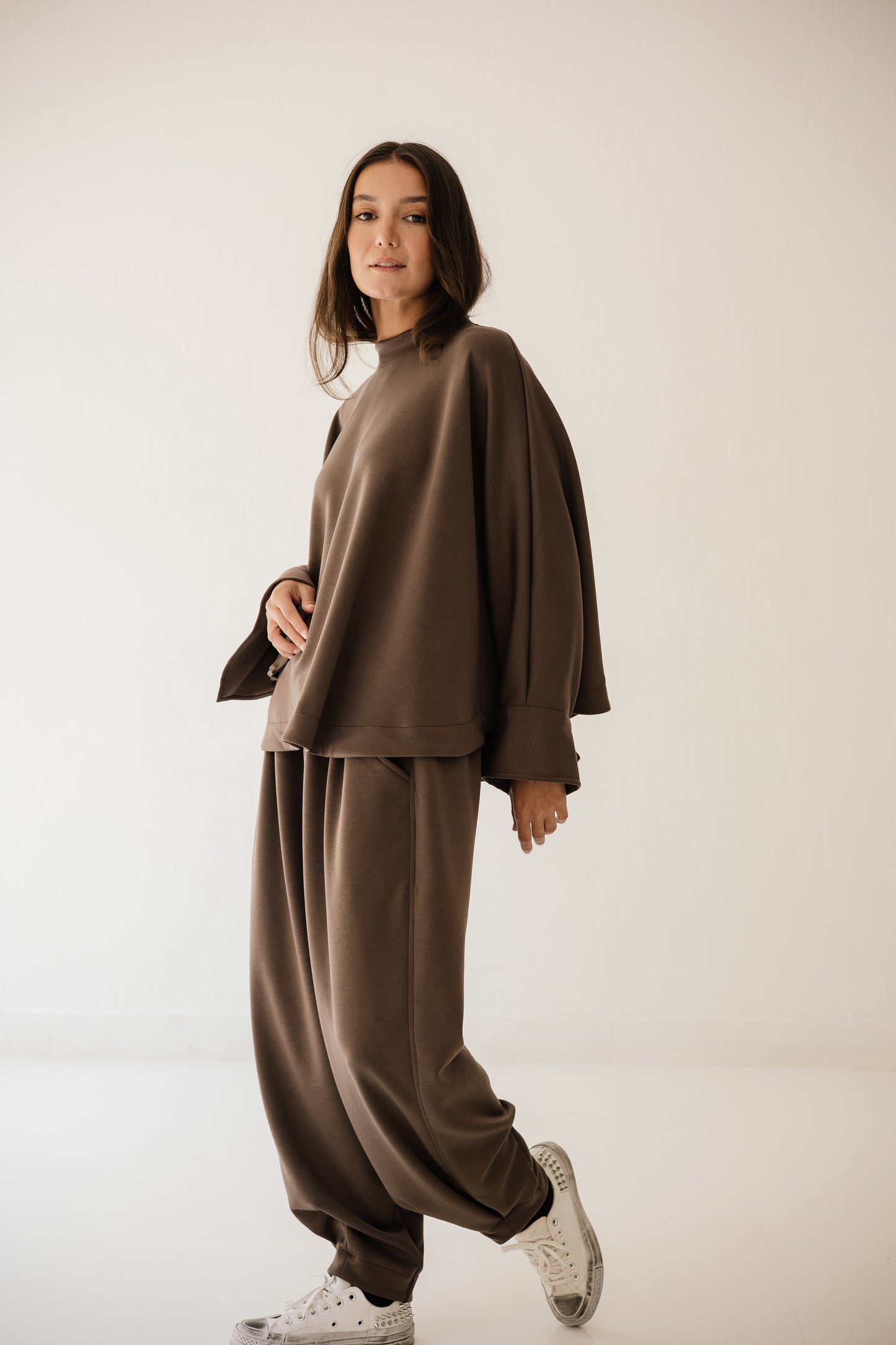 Butter-fly Set In Brown