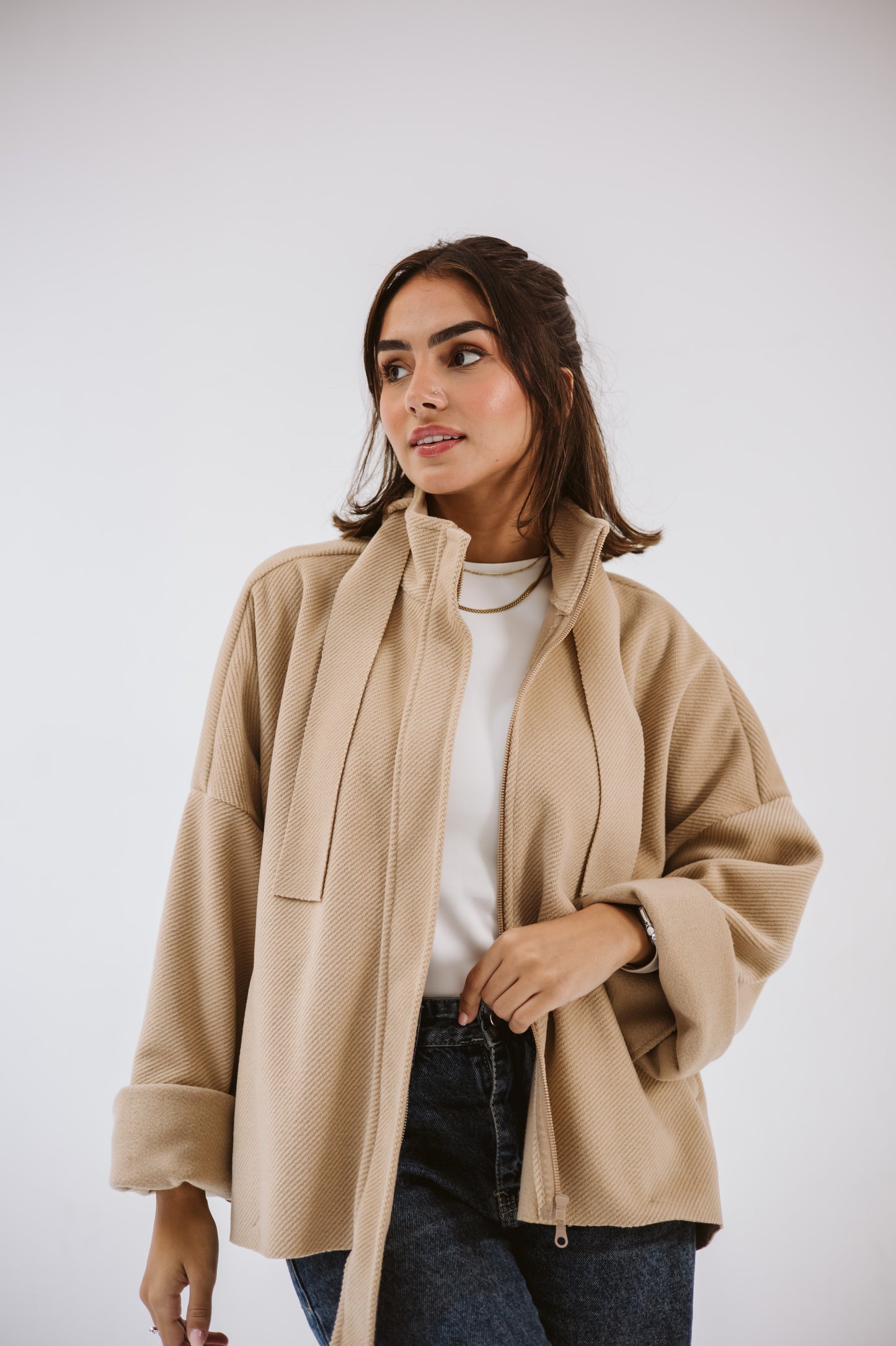 Short jacket in cafe