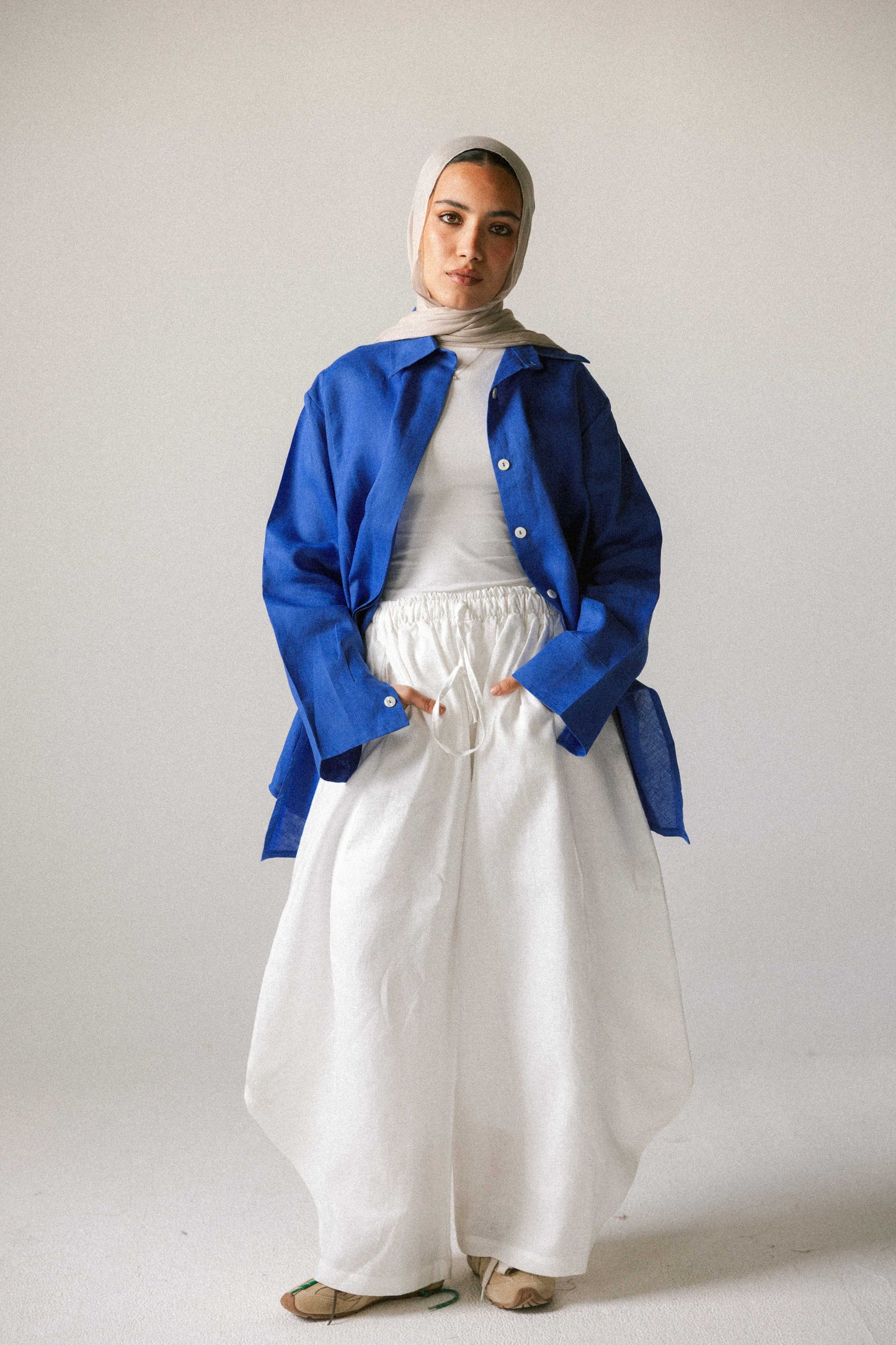 Round shirt in royal blue