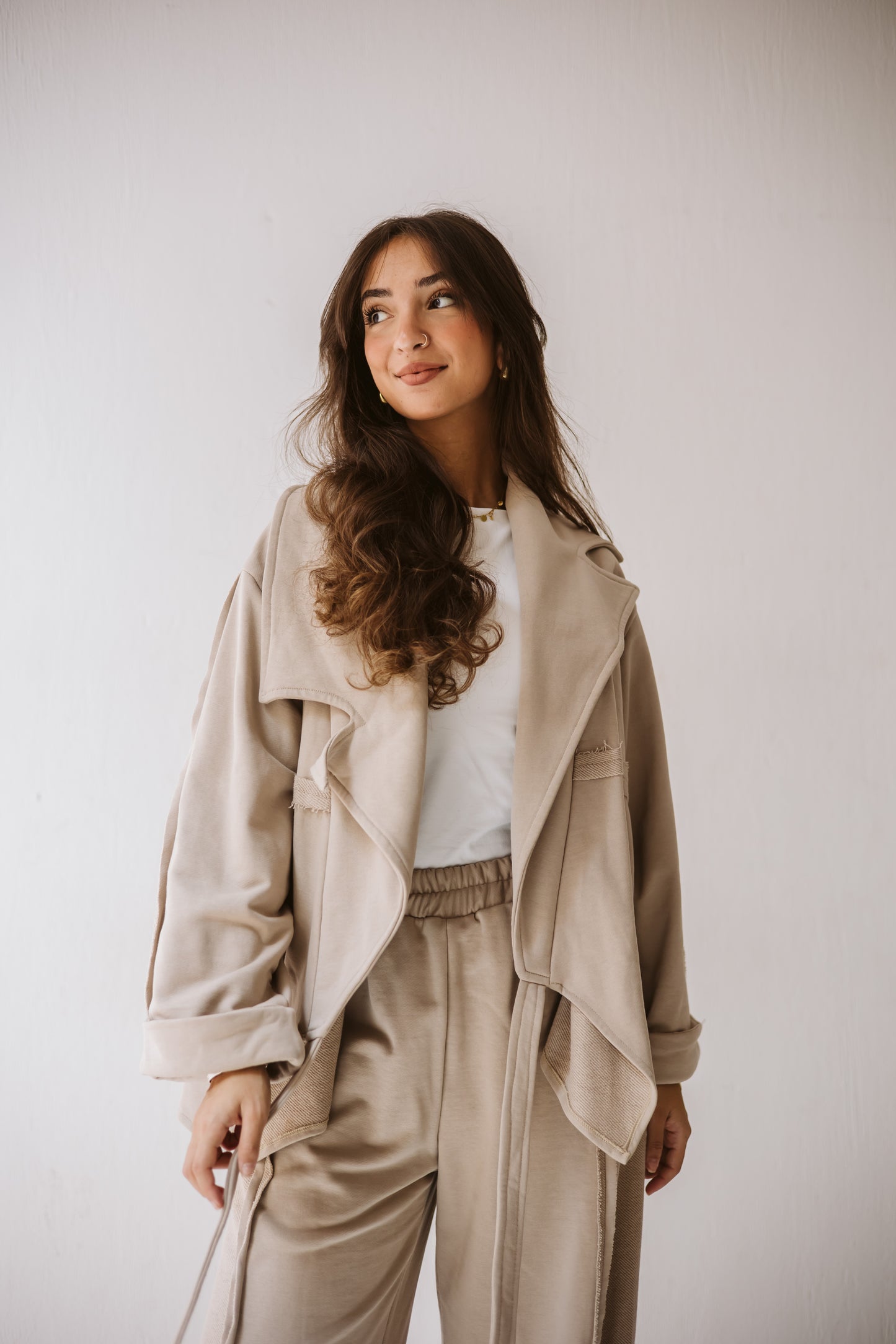 Short kimono set in cafe