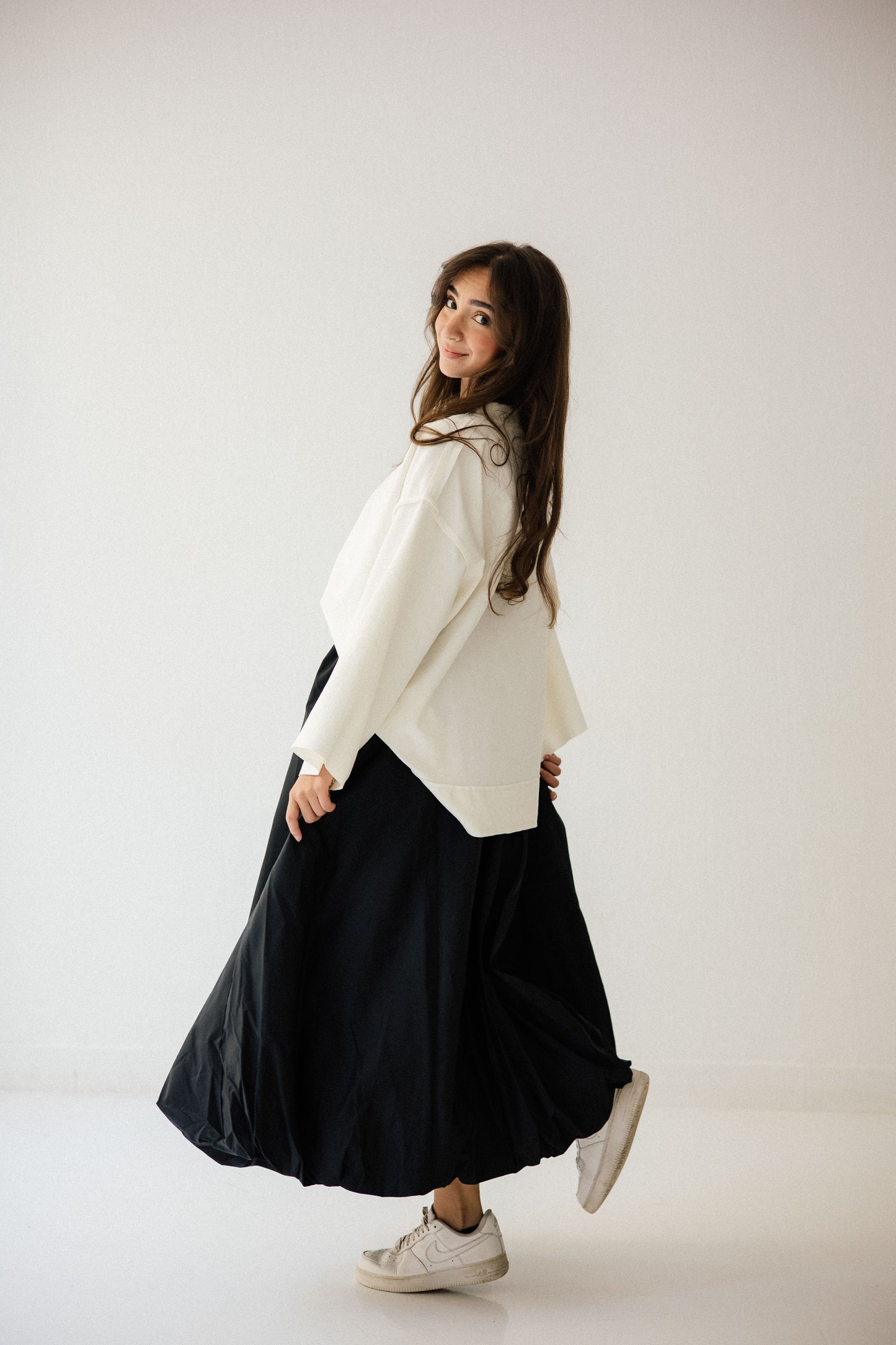 Balloon Skirt in Black