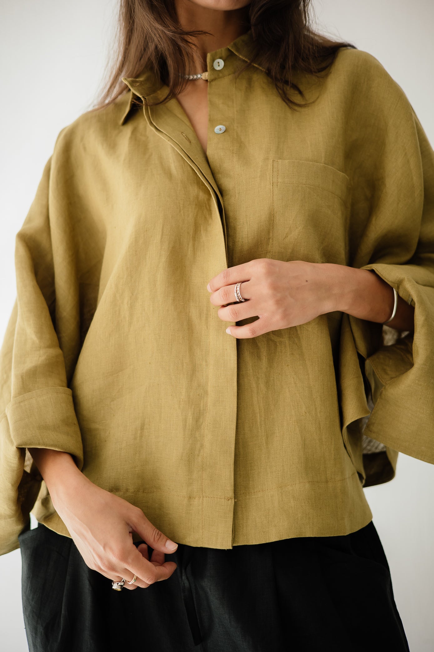 Butterfly Shirt In Dark lime-green