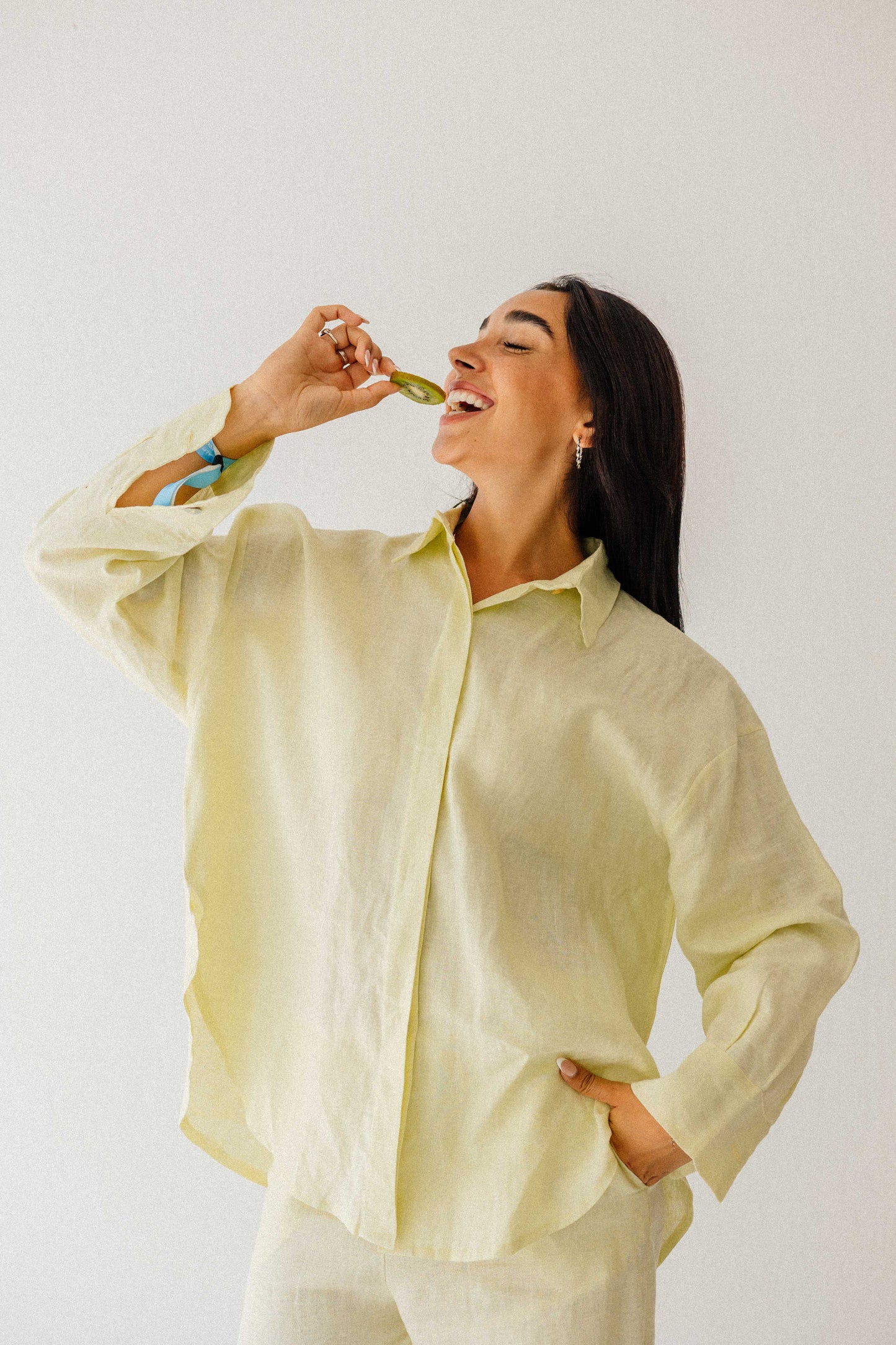 Daily Linen Shirt In Butter-lemon
