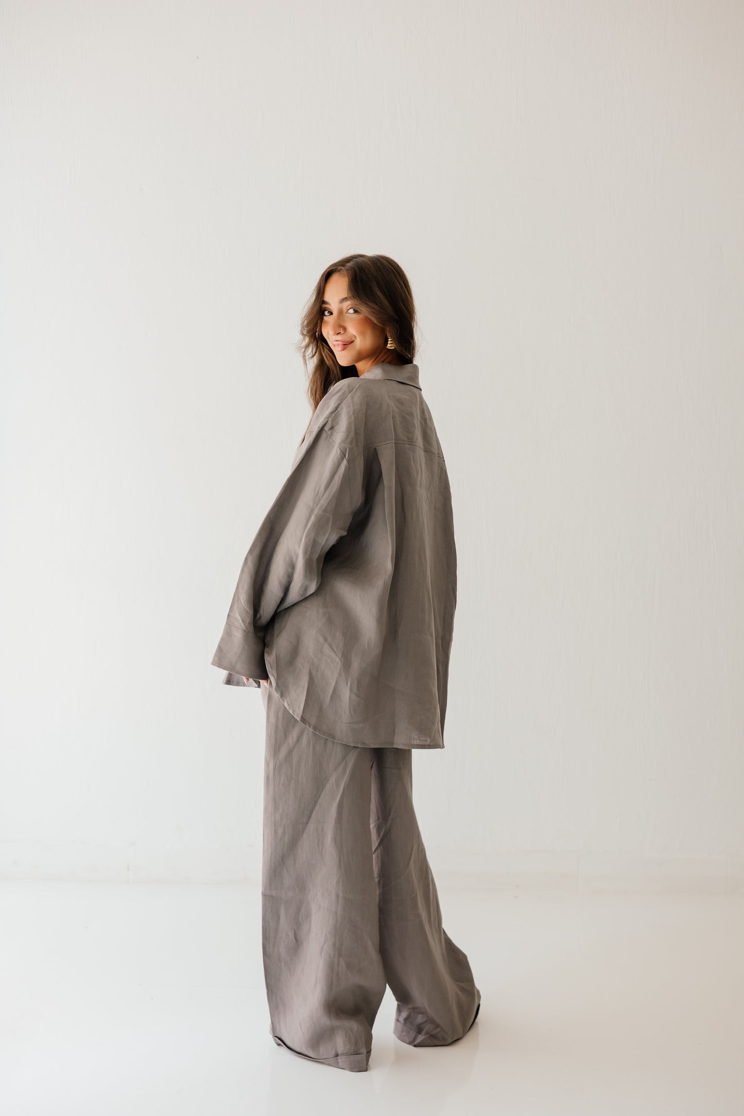 Daily Linen Shirt In Grey