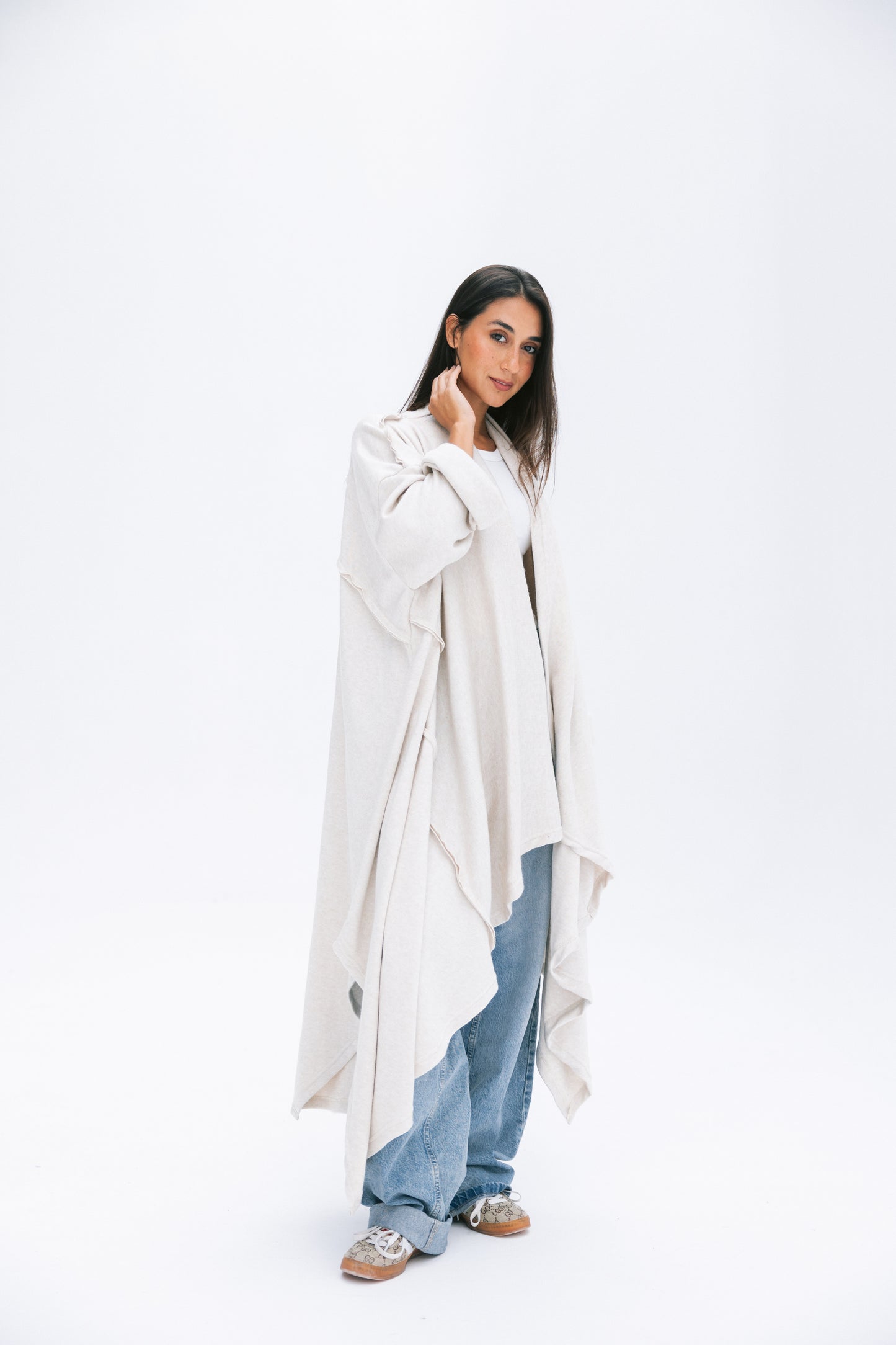 V kimono in off-white