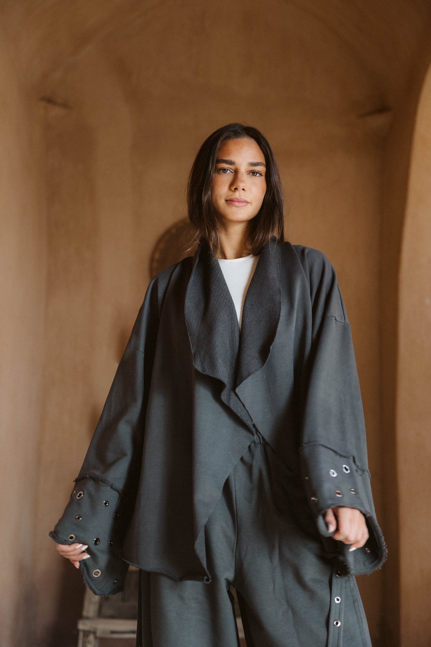 Rouh Cotton Set In Grey