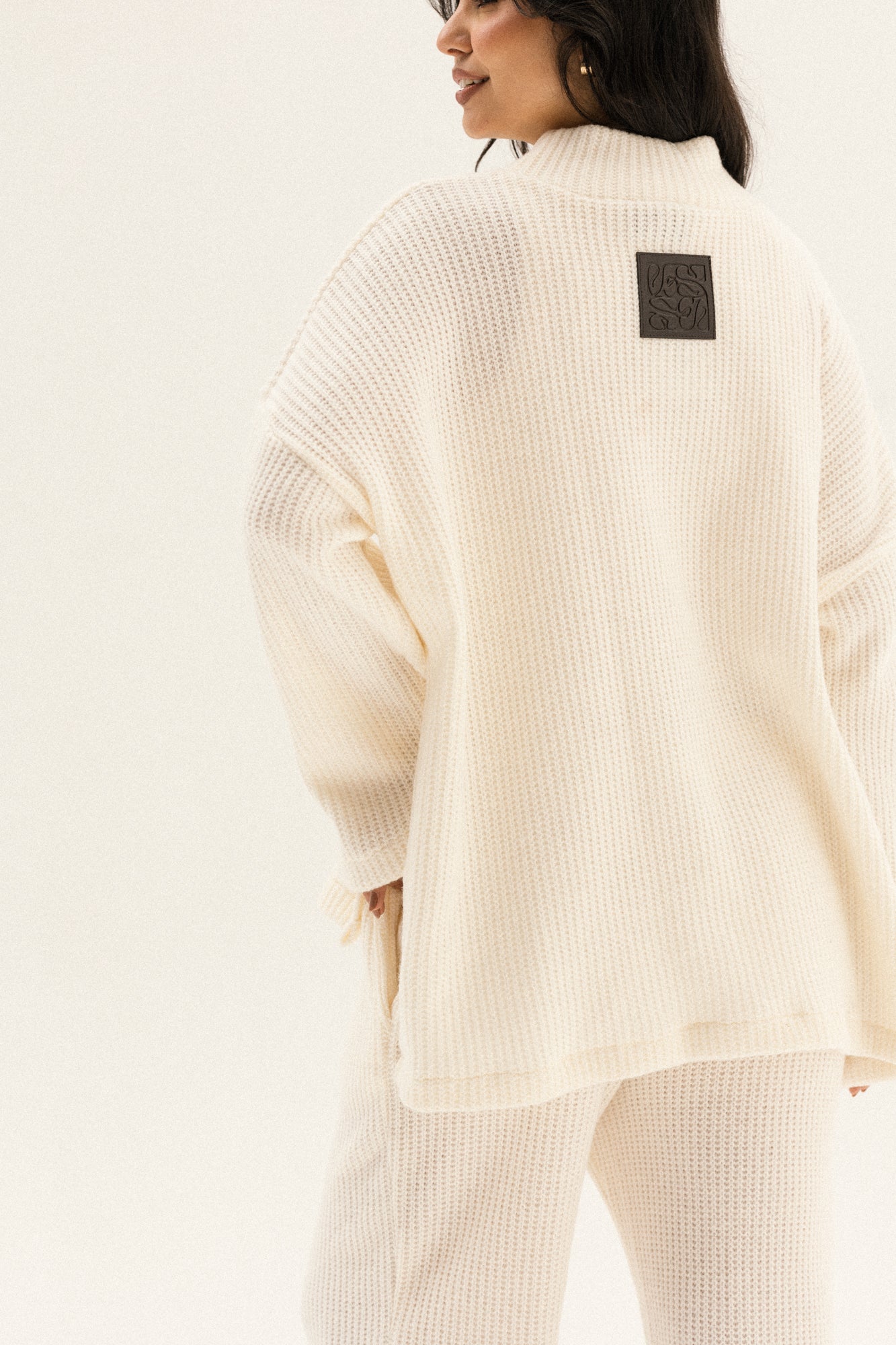 Knitted Love Set In Off-white