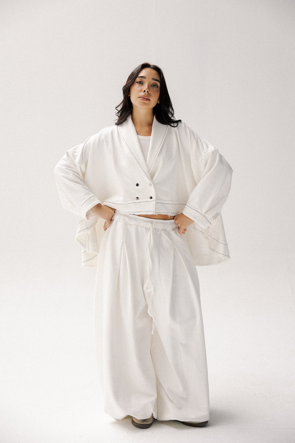 lined cotton set in white