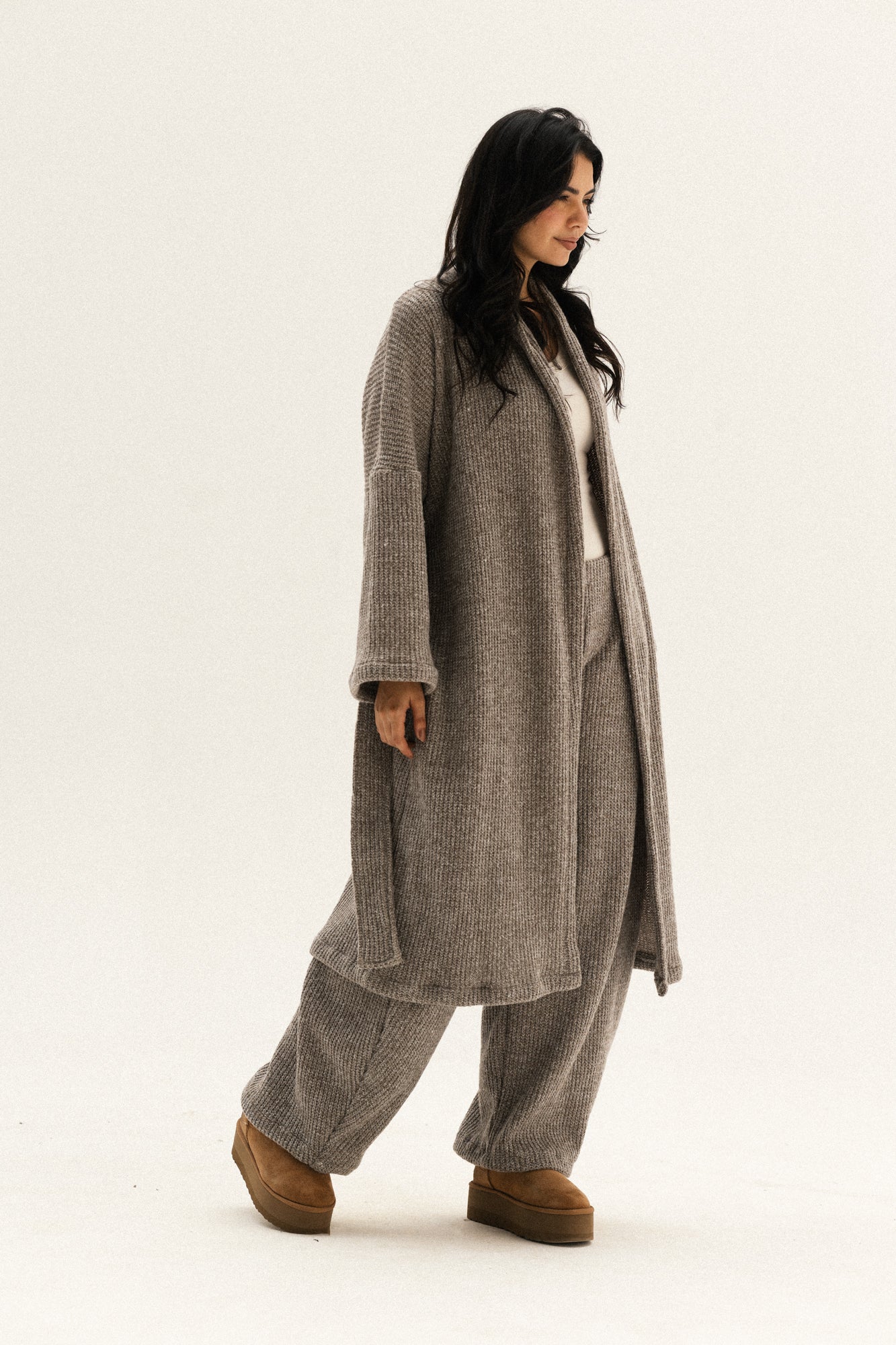 Knitted lined Kimono In Dark Cafe