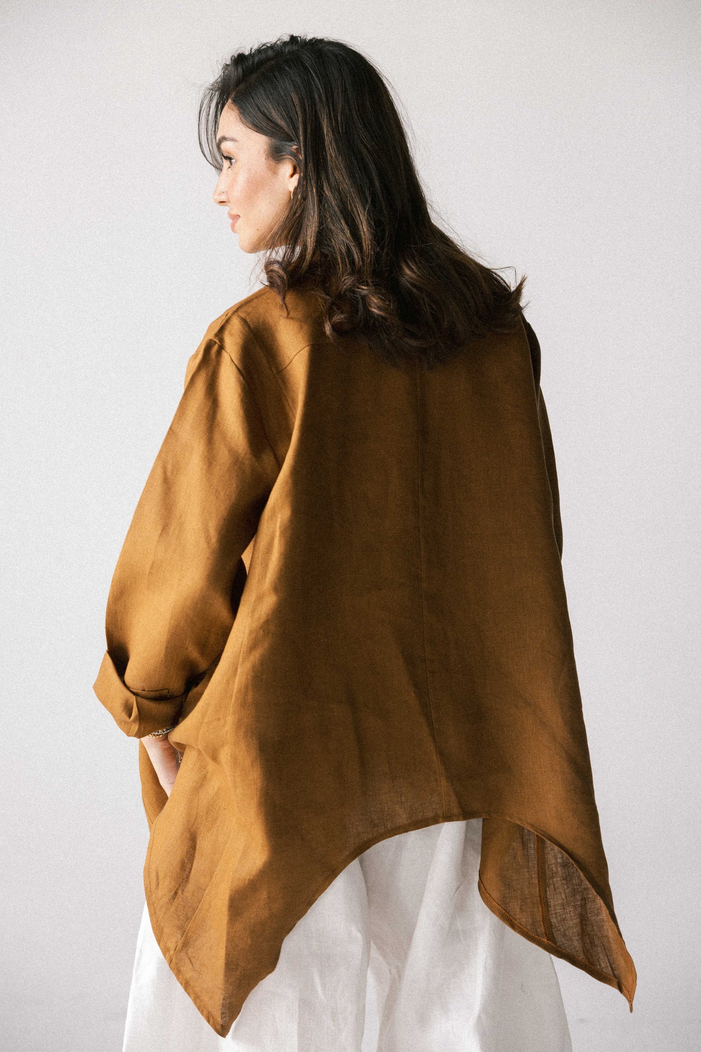 Round shirt in burnt camel