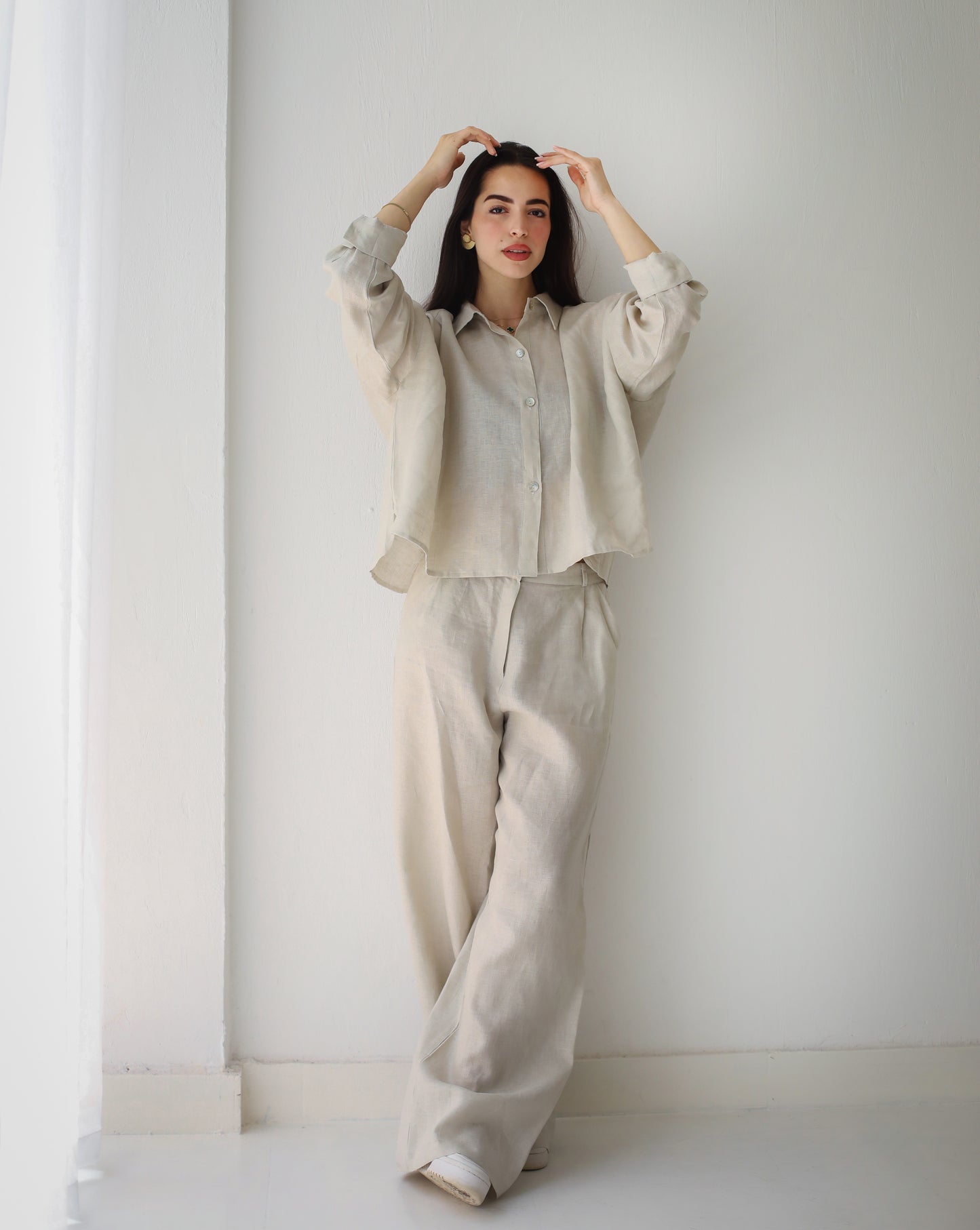 Crop linen set in off-white