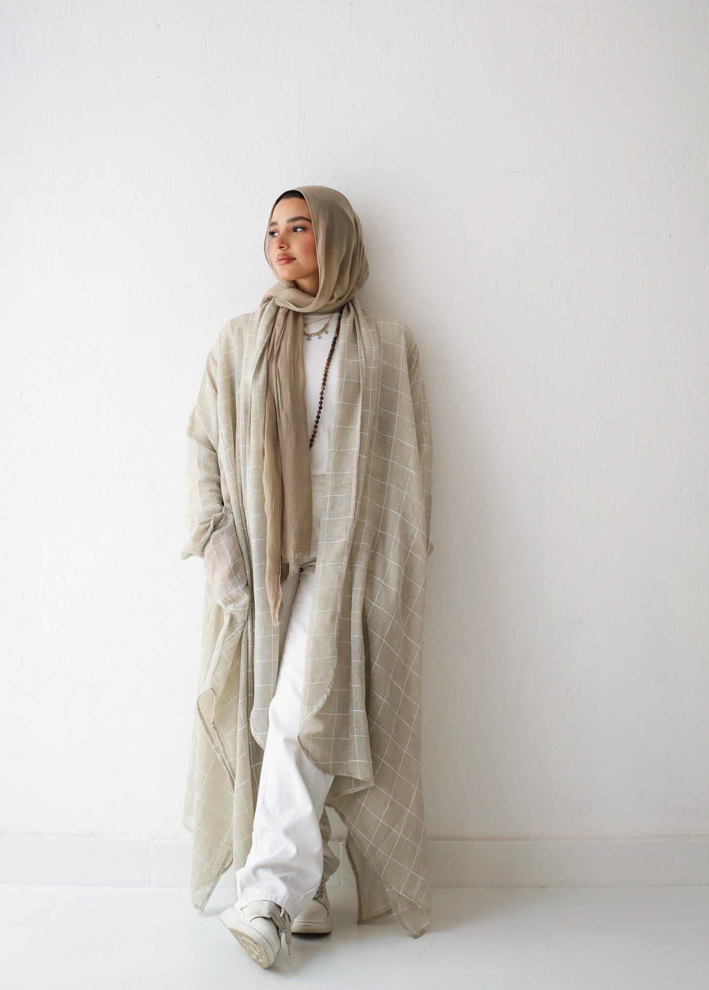 Long daily kimono in light beige