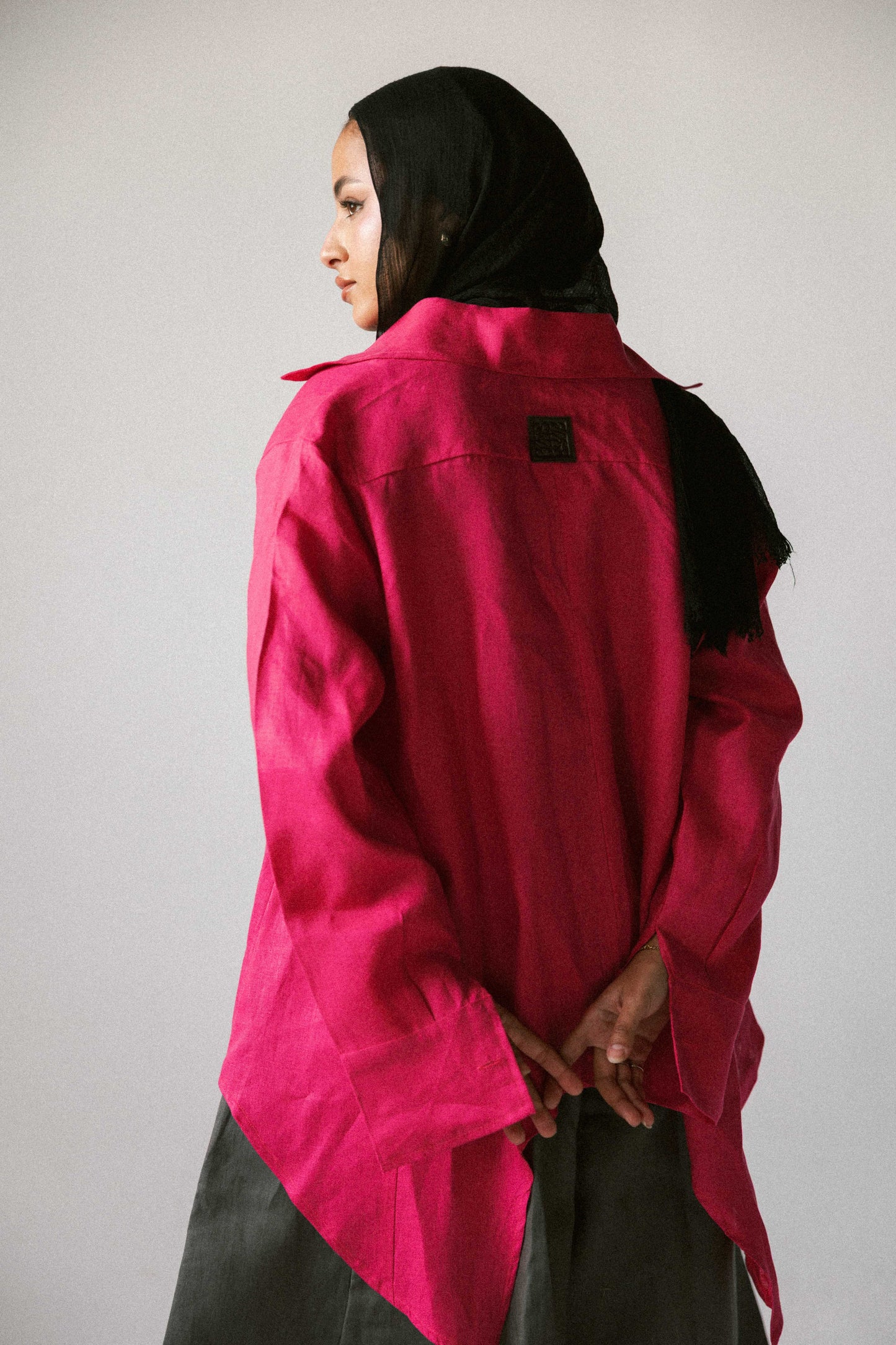 Round shirt in fuchsia