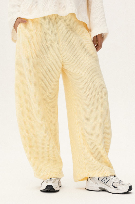 Balloon Knitted Pant In Butter-yellow