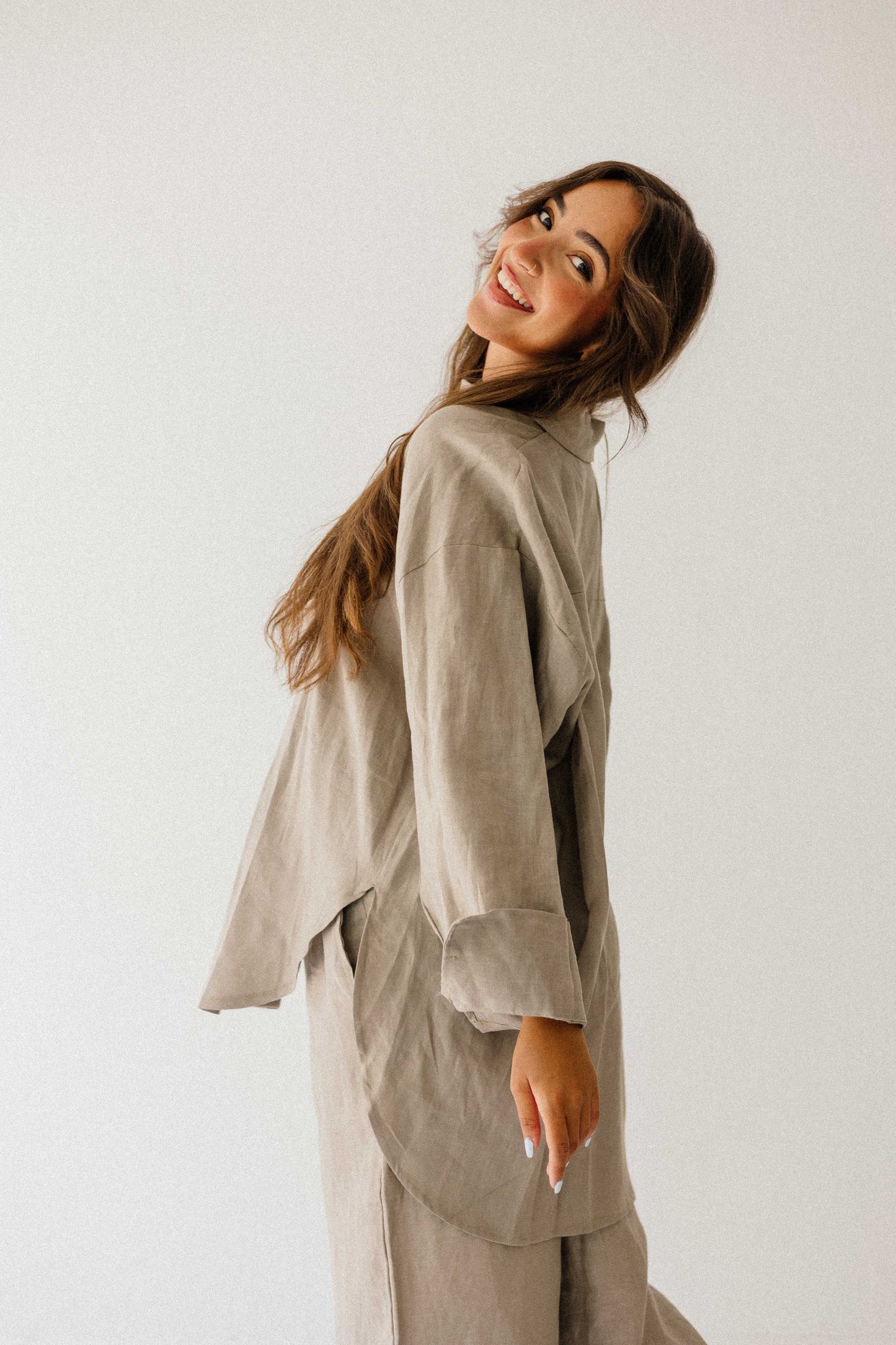 Daily Linen Shirt In Griesh
