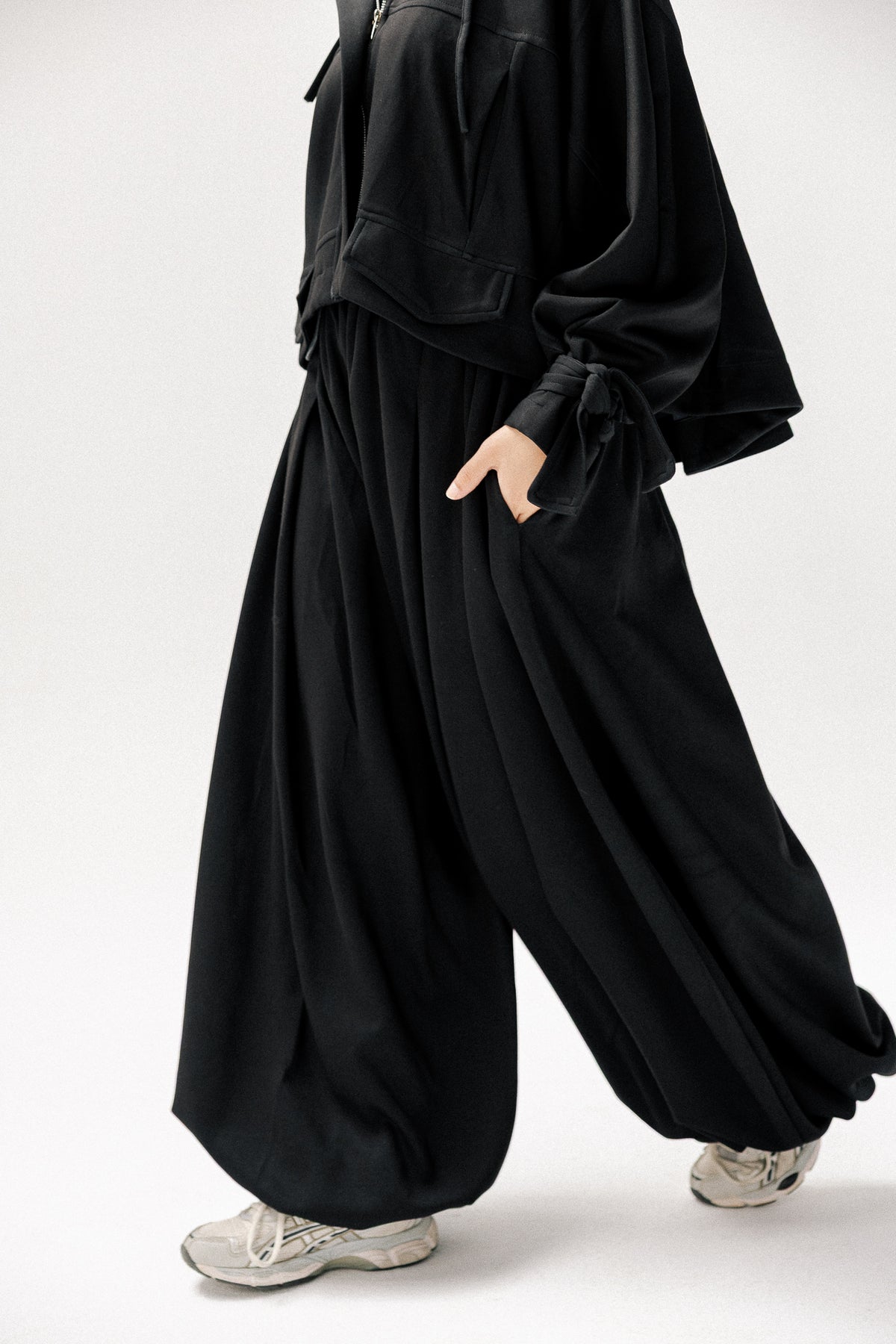 Flowy cotton set in black