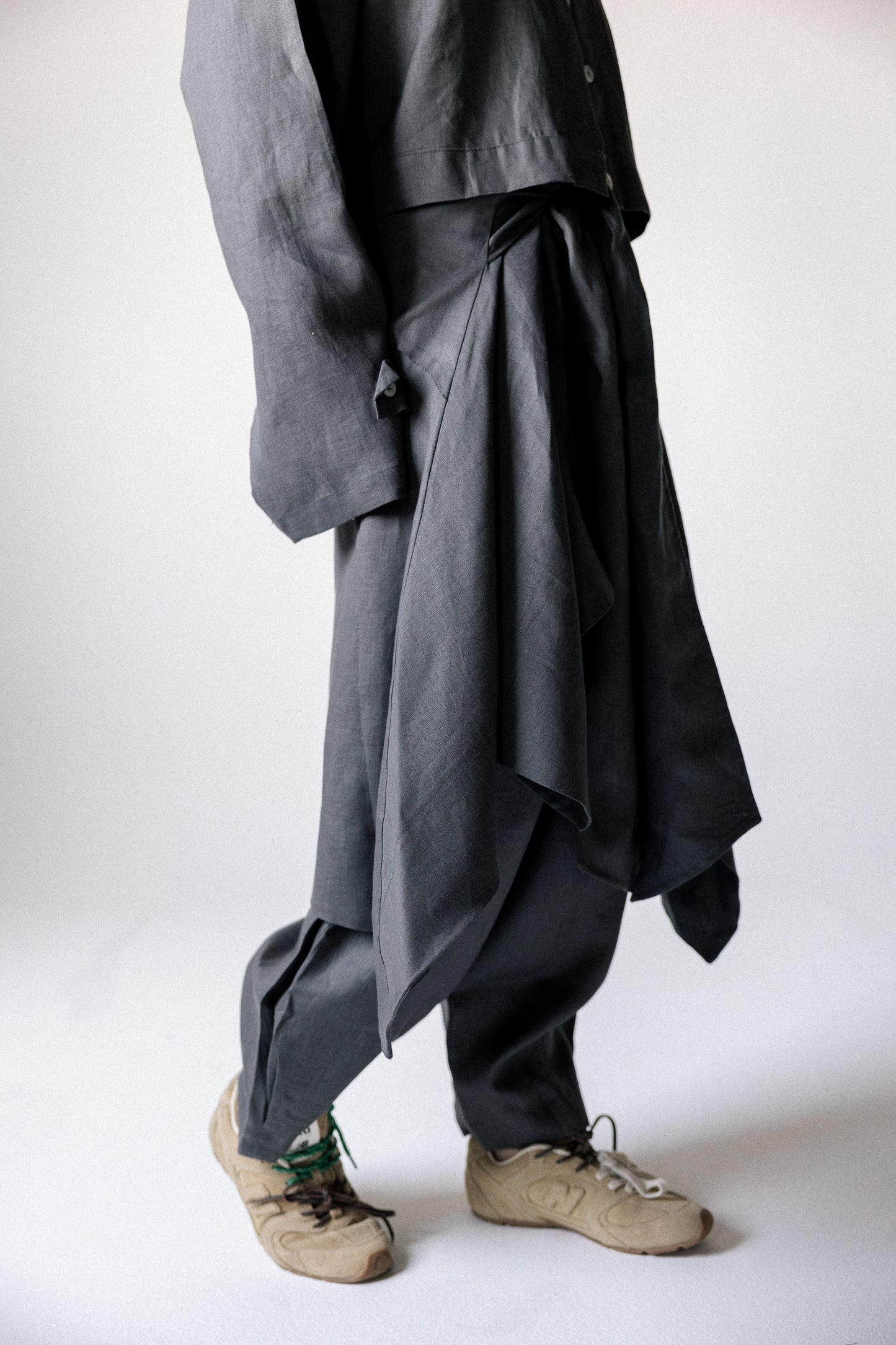 Rap-up shirt in dark grey