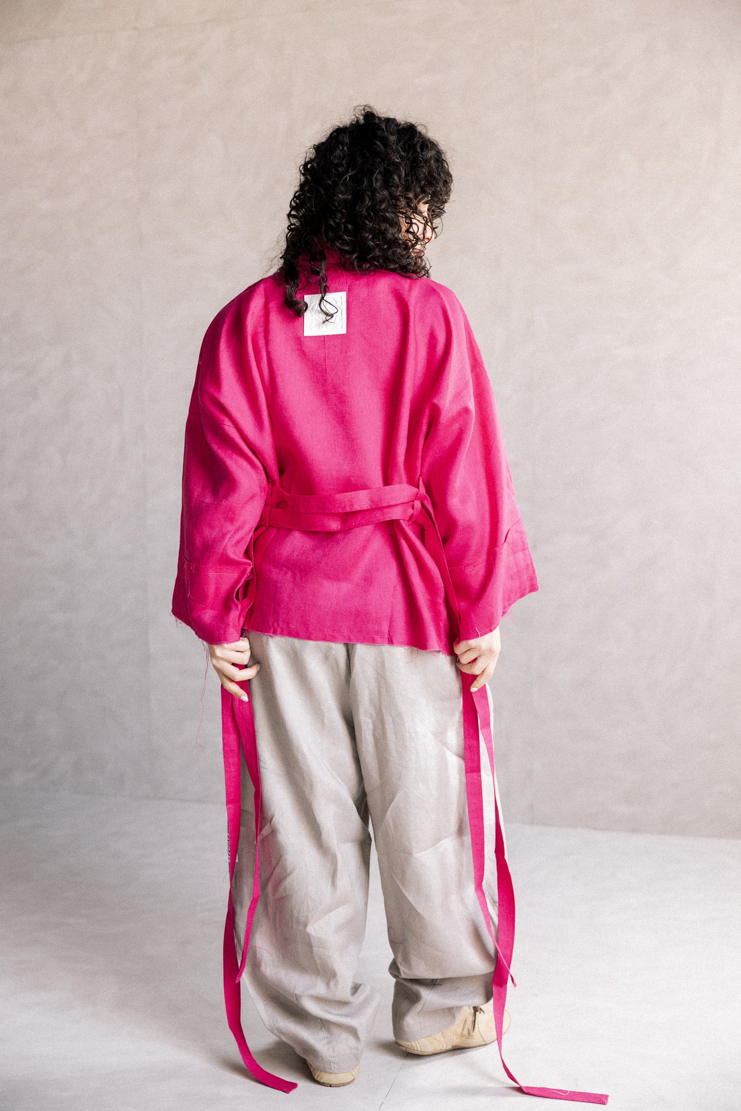 Collar kimono in fuchsia