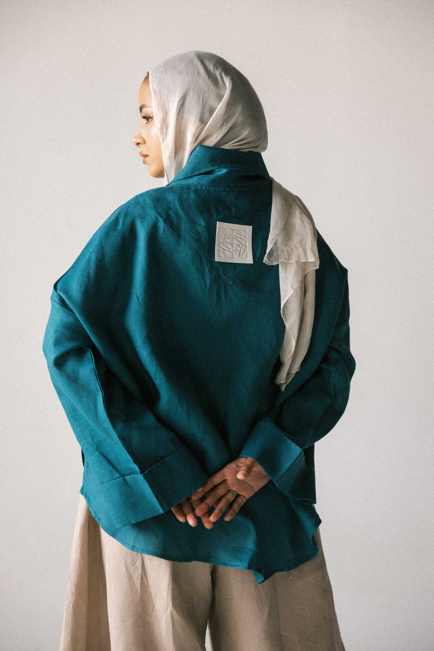 Pocket kimono in midnight blue