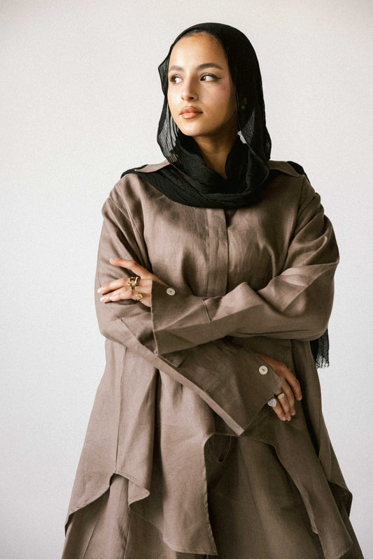 Round shirt in light brown