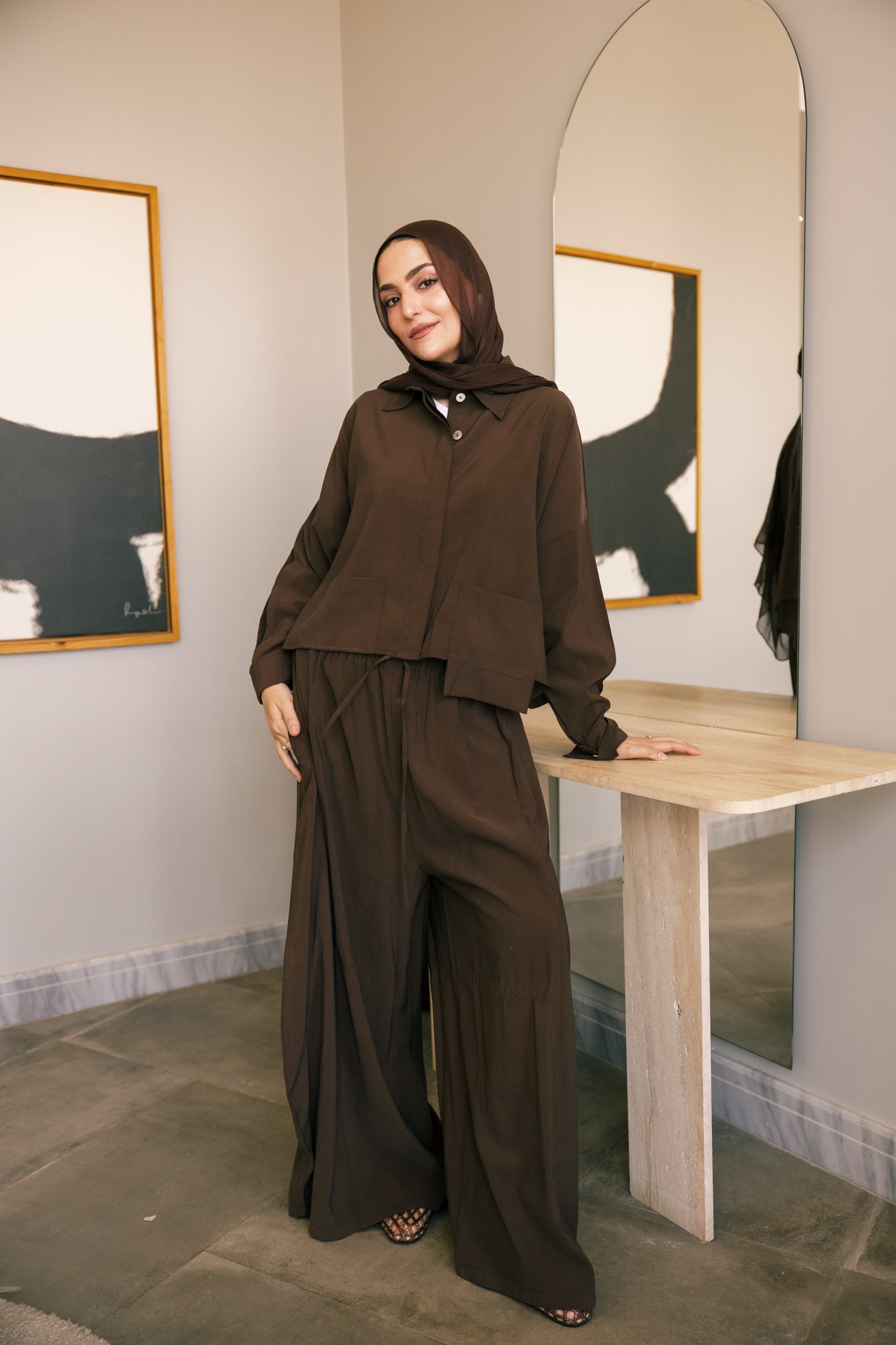 Pocket set in chocolate brown