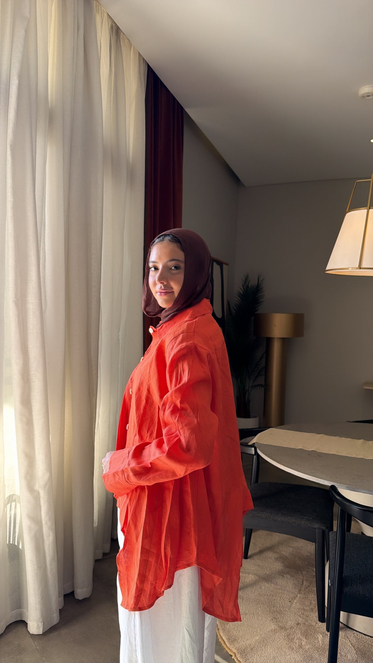 Round shirt in orange
