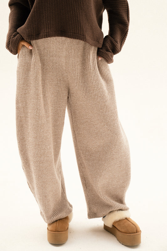 Balloon Knitted Pant In Cafe
