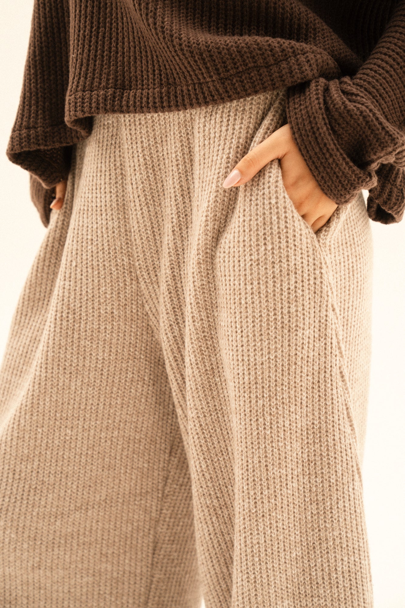 Balloon Knitted Pant In Cafe