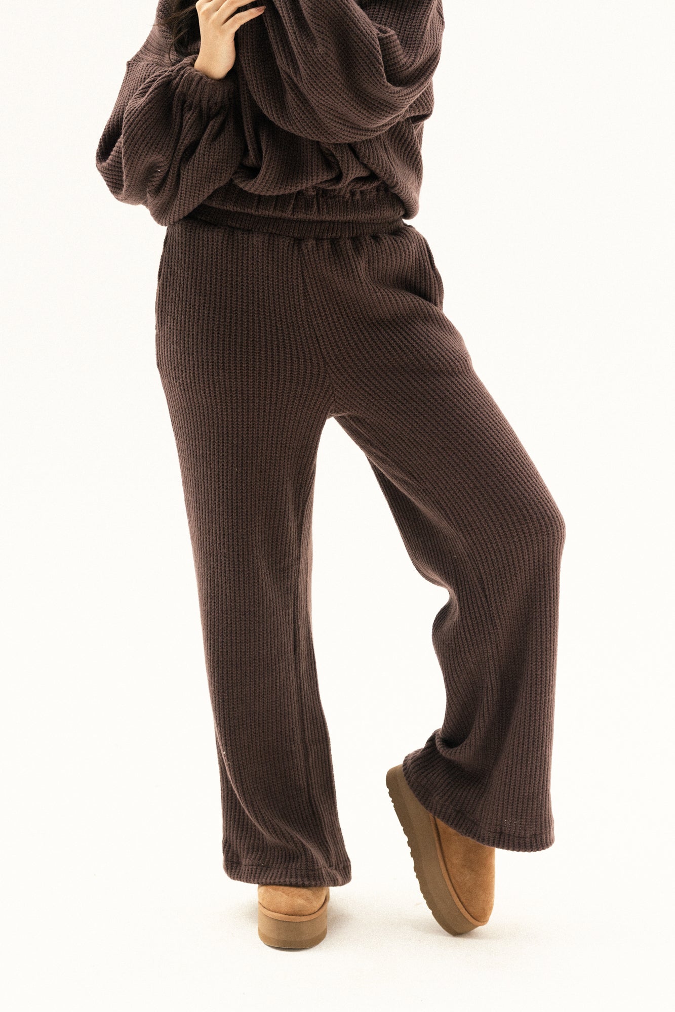 Elastic Knitted Set In brown