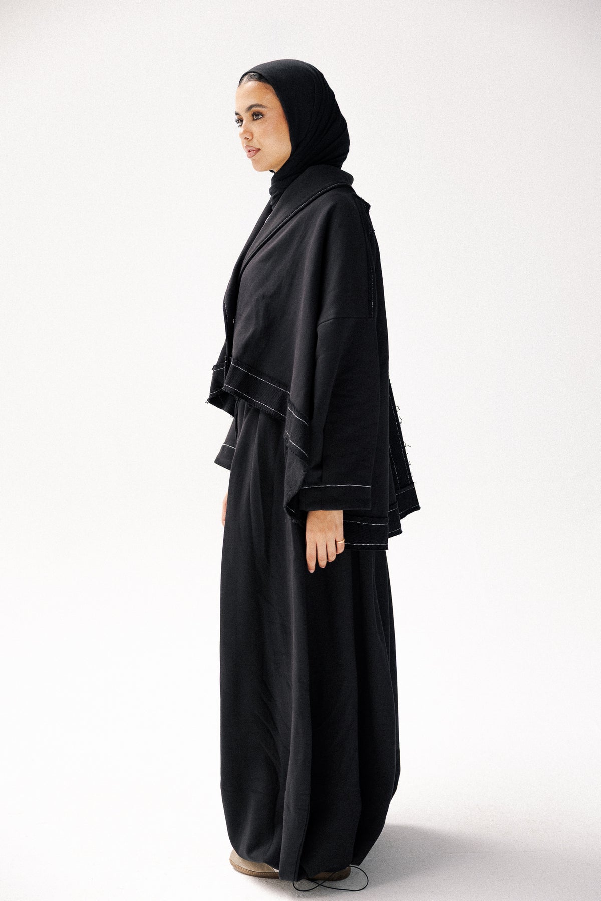 lined cotton set in black