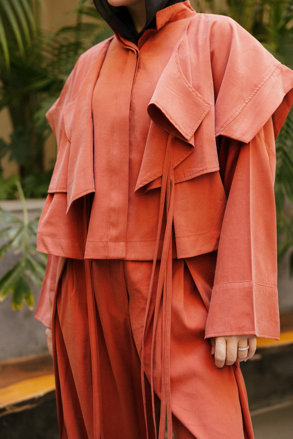 Layered set in taube