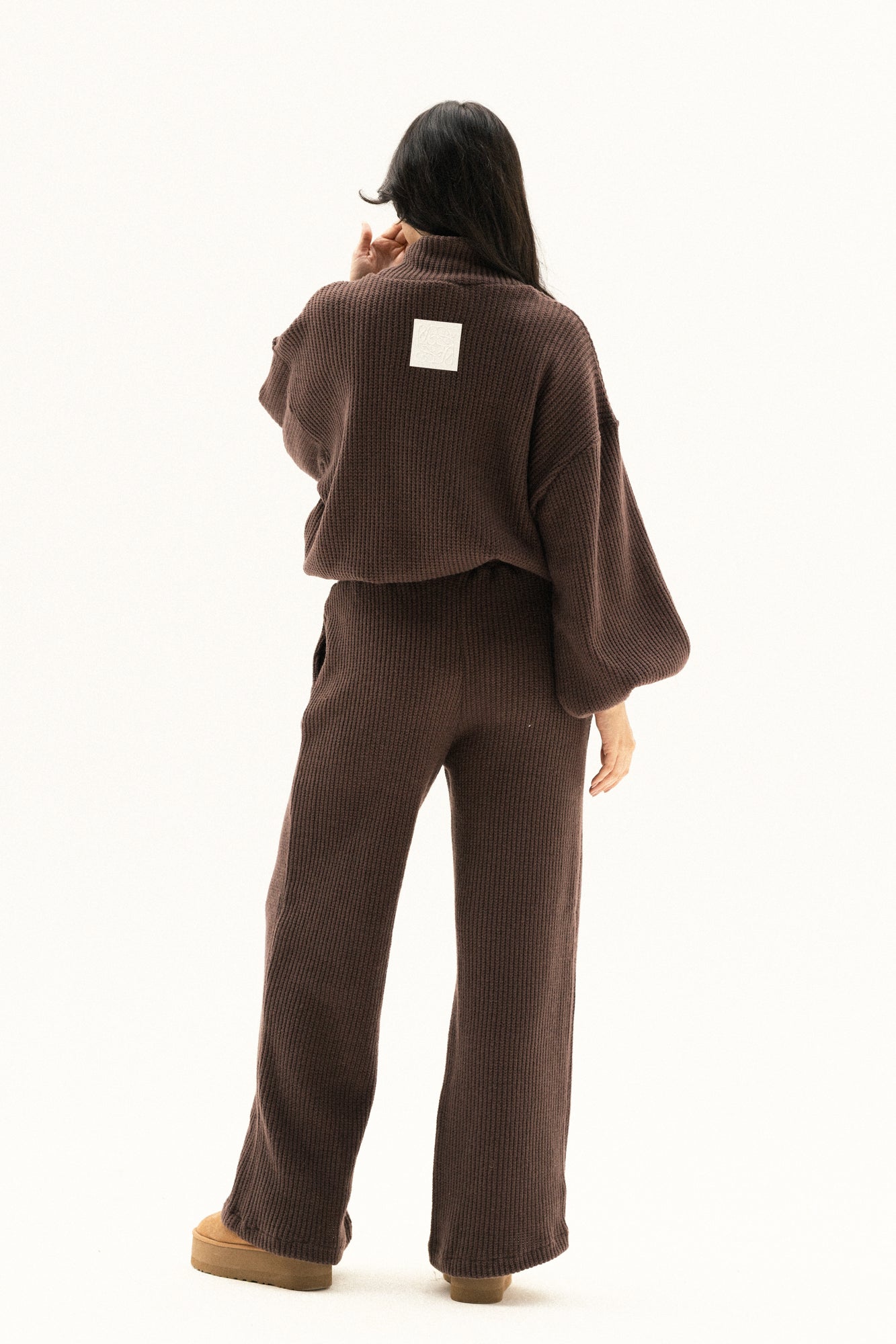 Elastic Knitted Set In brown