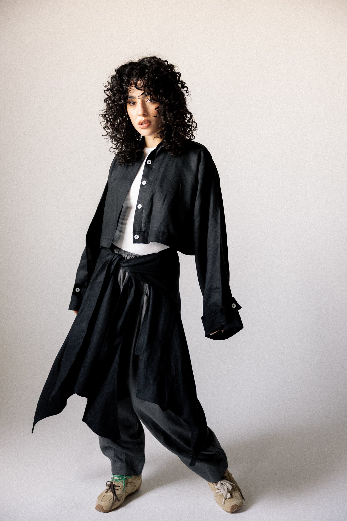 Rap-up shirt in black