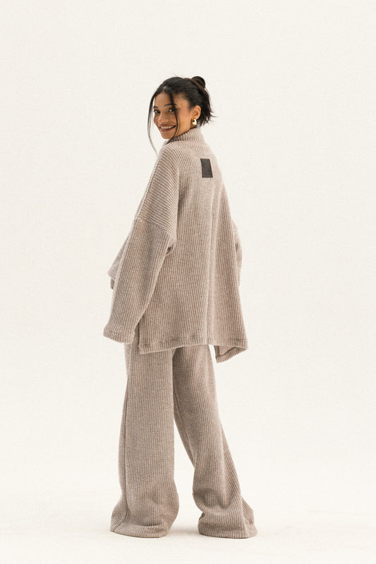 Knitted Love Set In Cafe