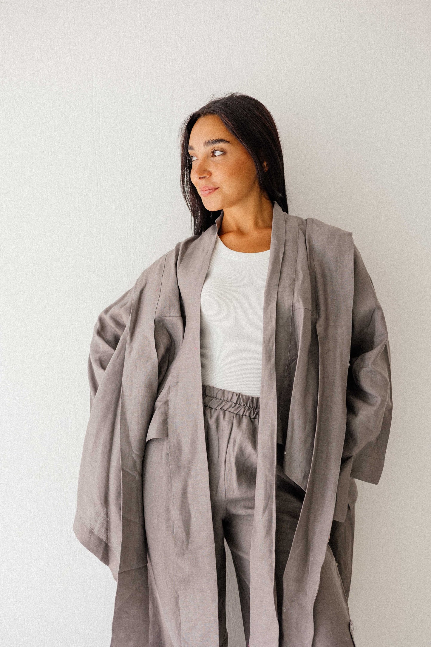 Short Double Collar Kimono In Grey