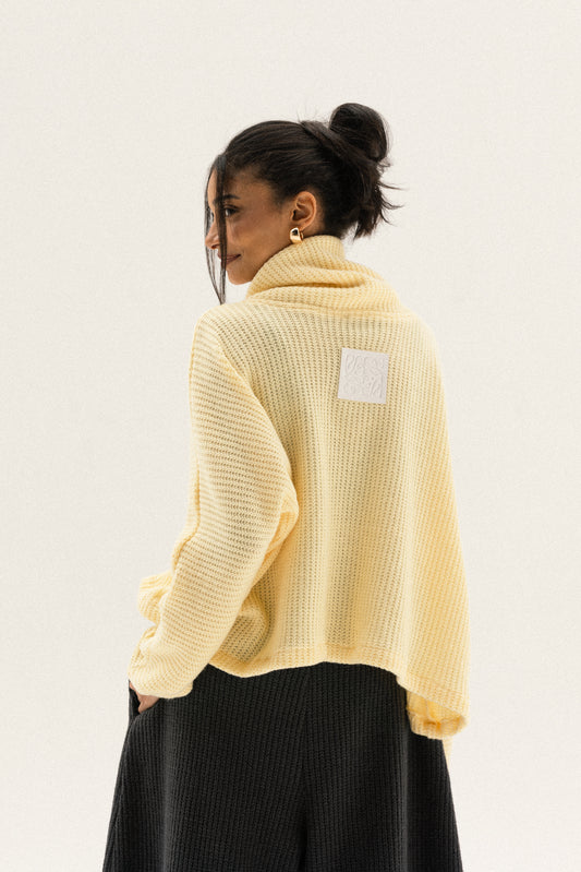 collar pullover in  butter yellow