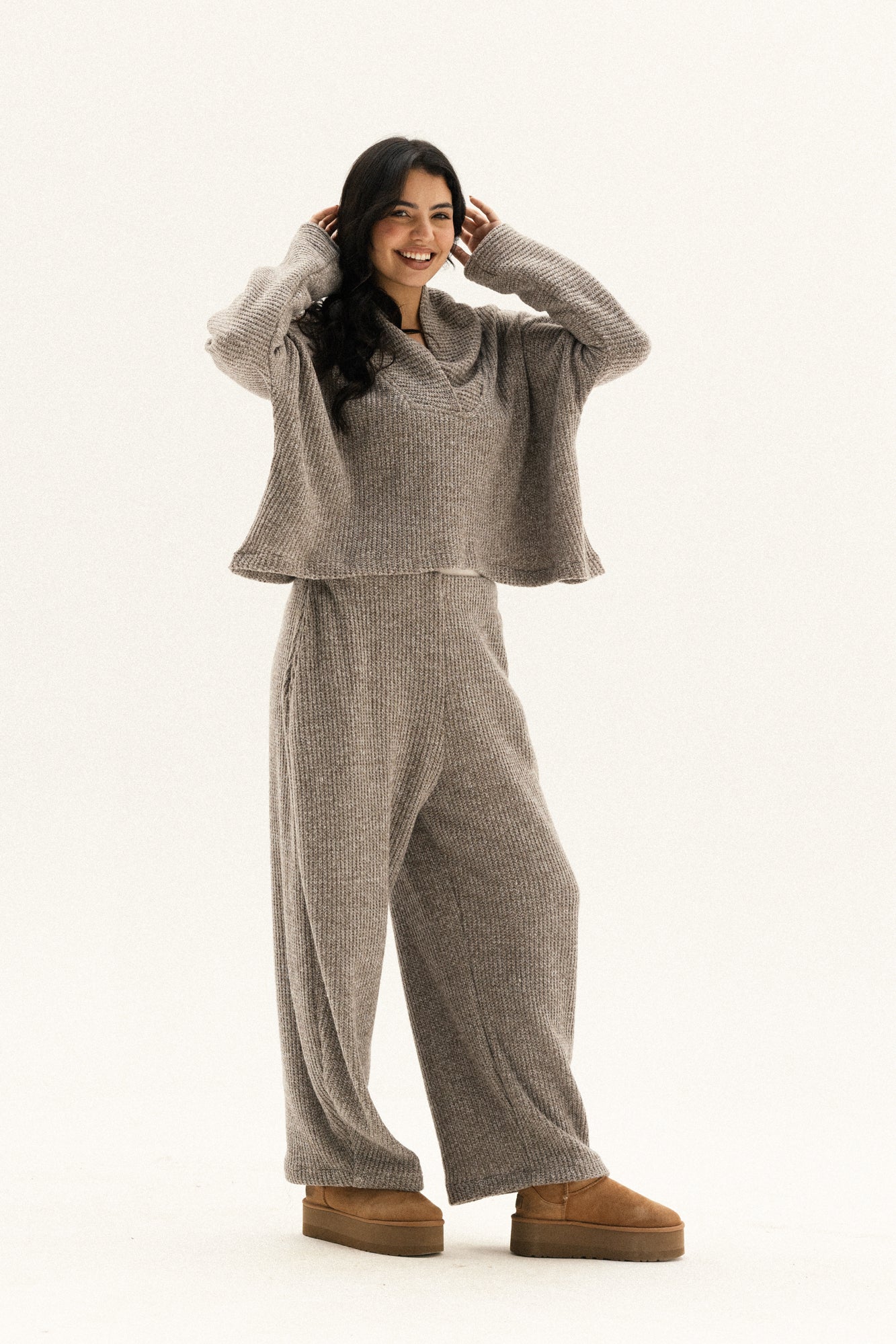collar pullover in dark cafe