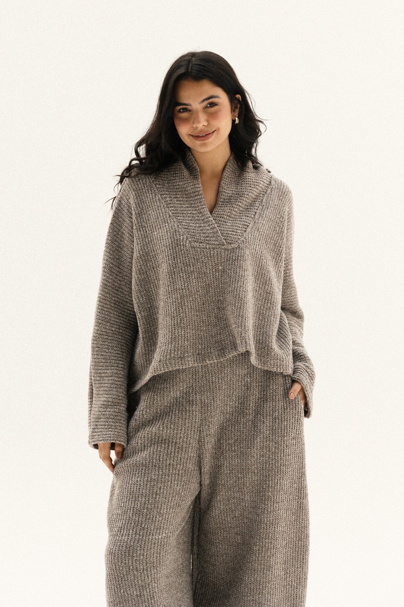 collar pullover in dark cafe